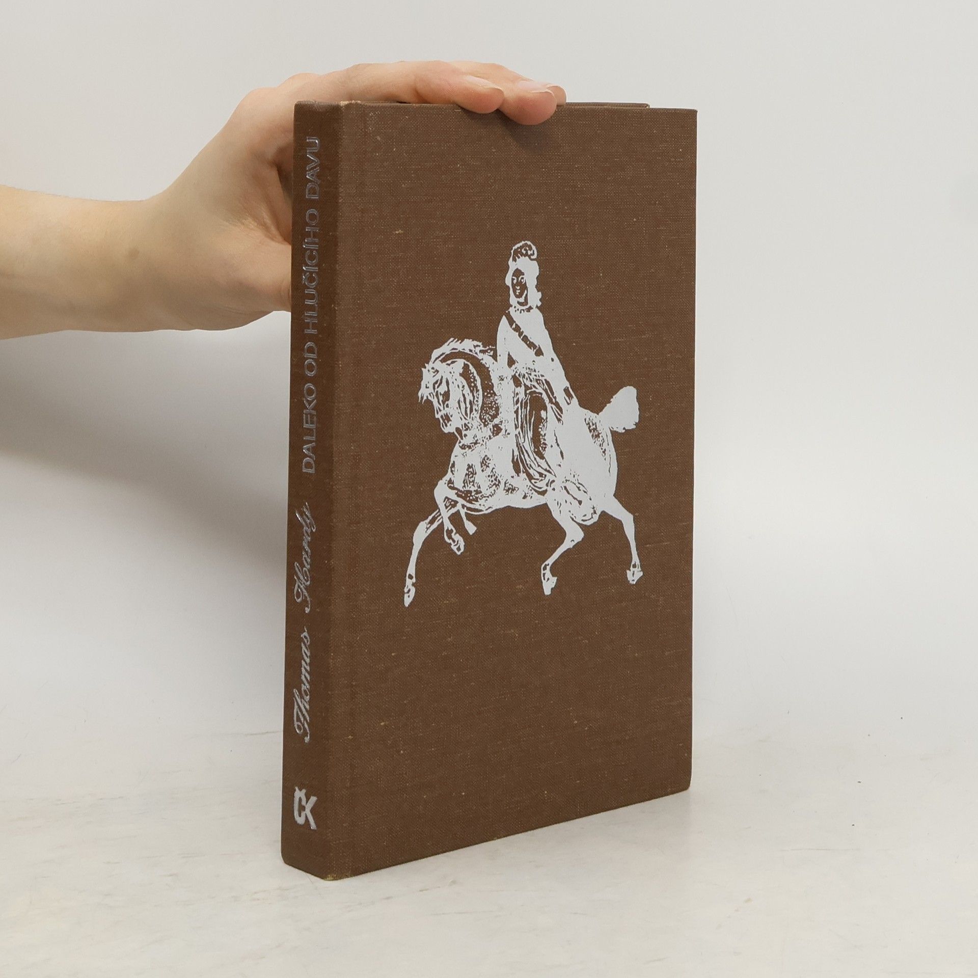 Daleko od hlučícího davu