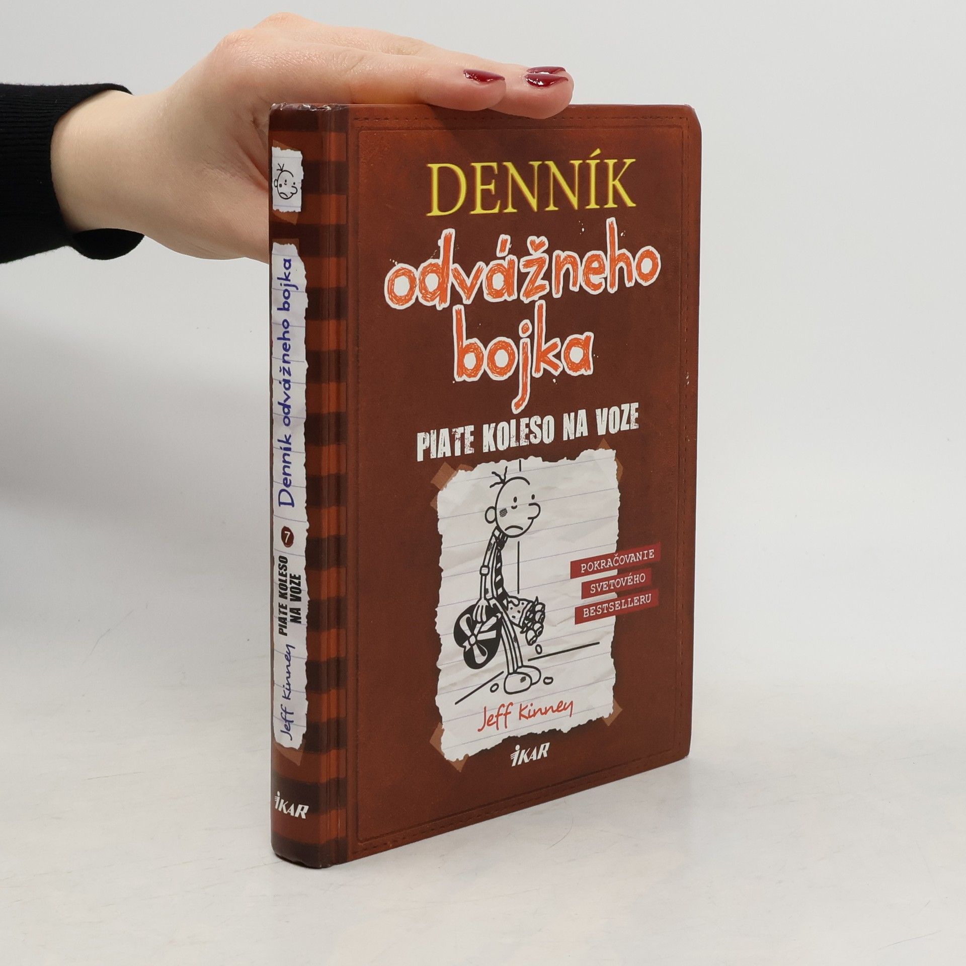 Jeff Kinney Denník odvážneho bojka 7. Piate koleso na voze