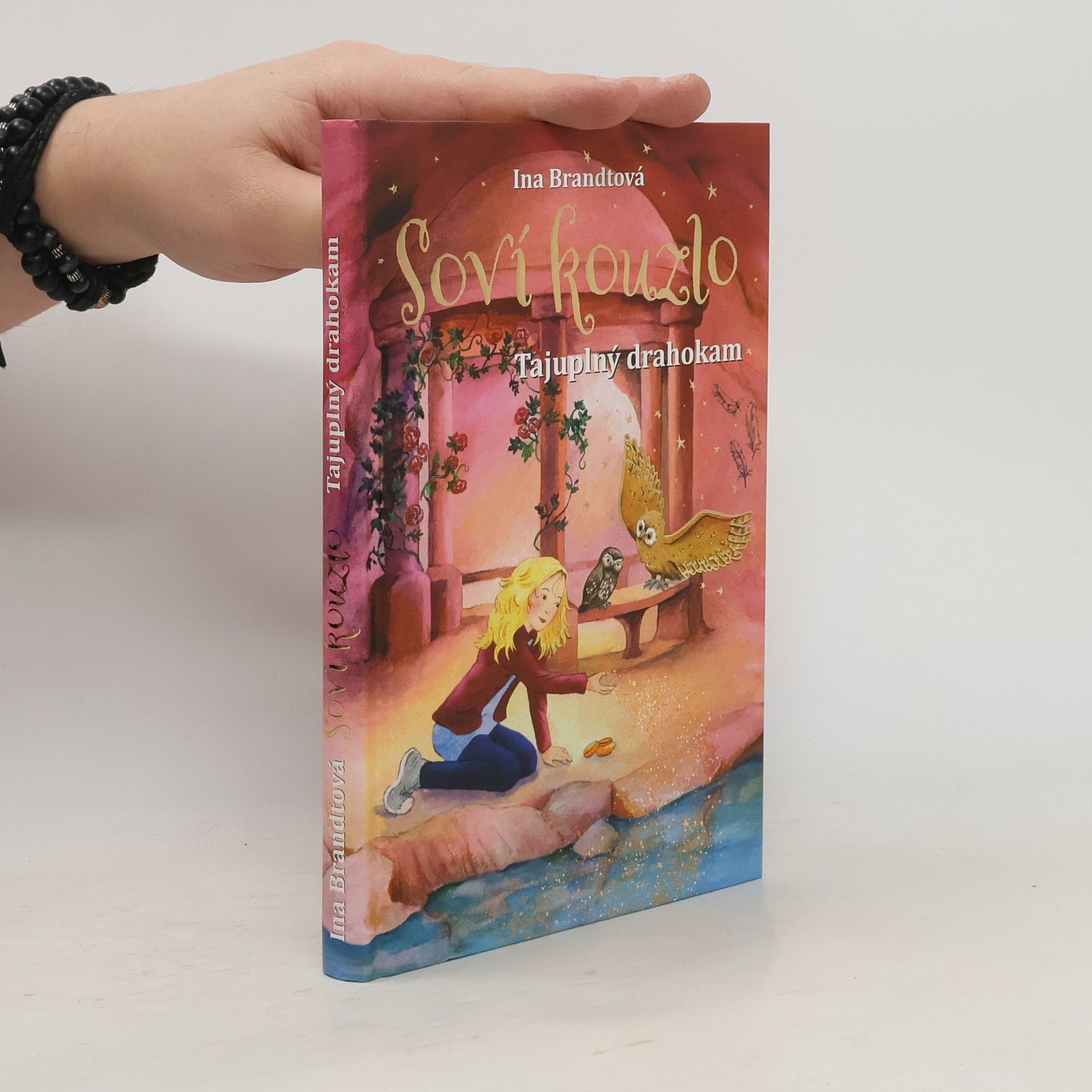 Soví kouzlo. Tajuplný drahokam