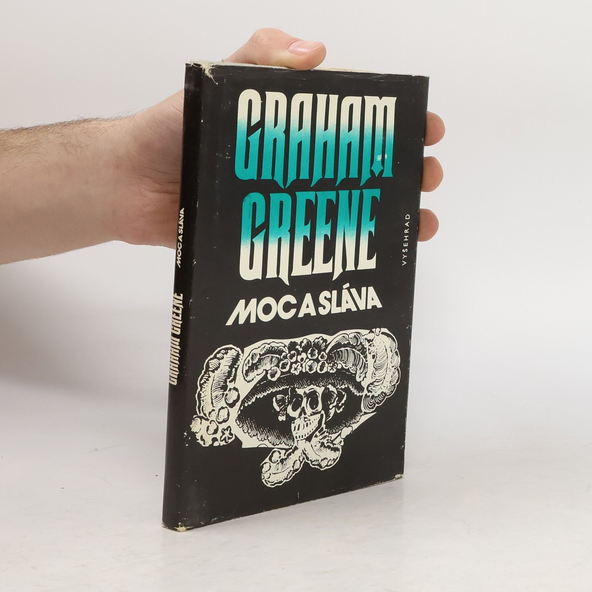 Graham Greene Moc a sláva