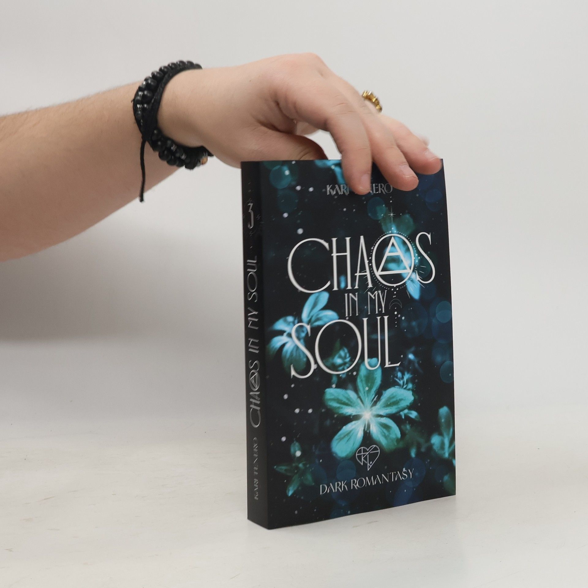 Kari Tenero Chaos in My Soul 3