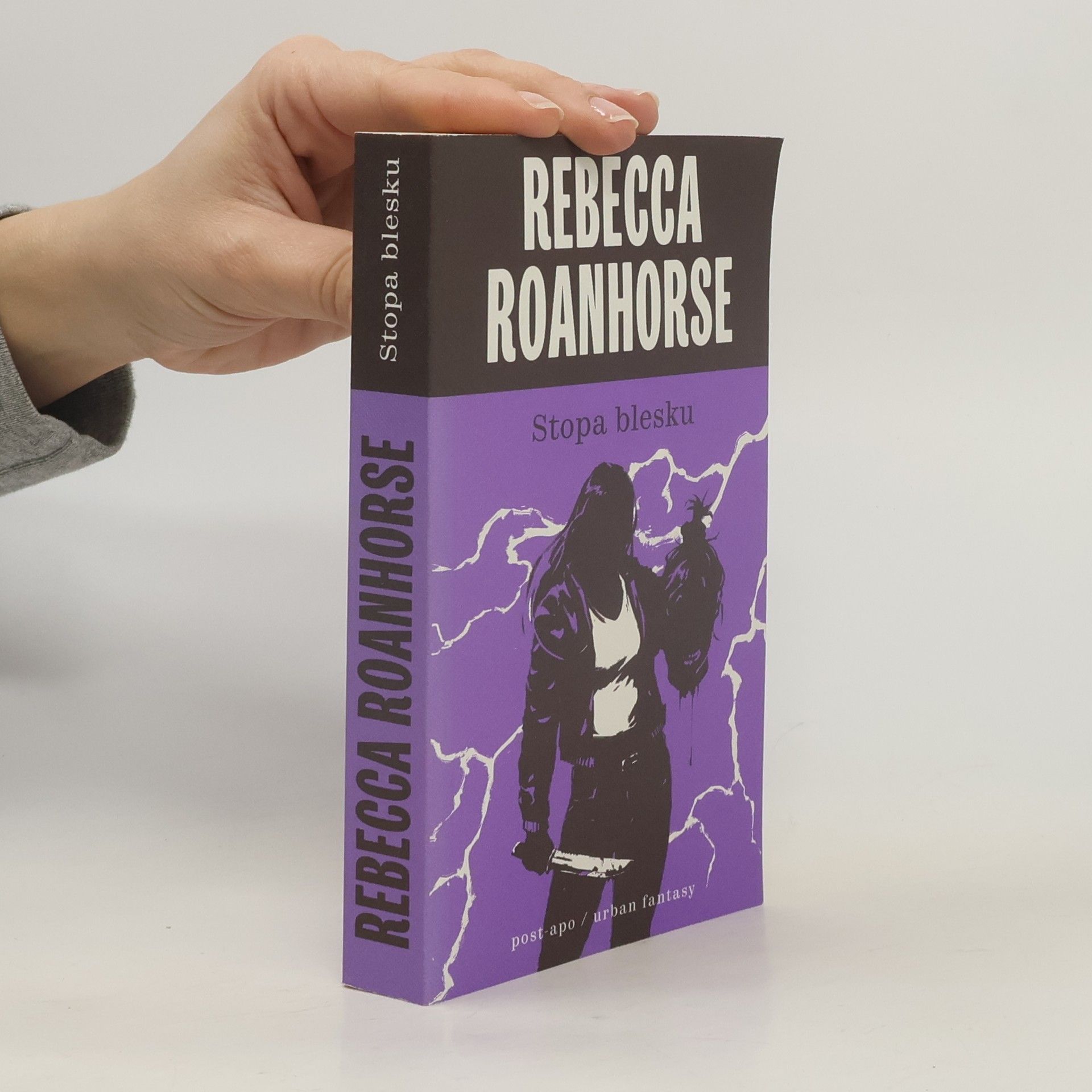 Rebecca Roanhorse Stopa blesku. Šestý svět, díl první