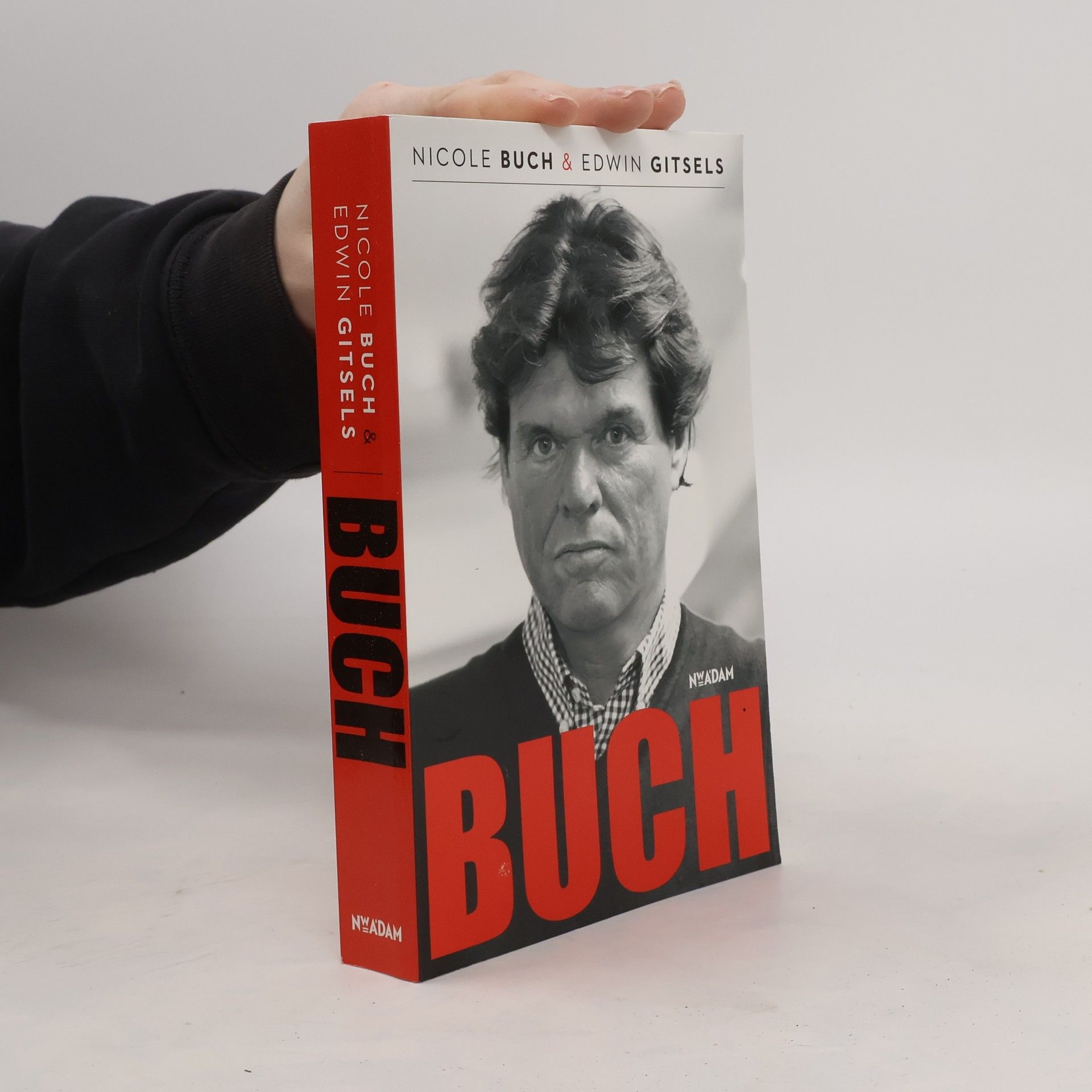 Nicole Buch Buch