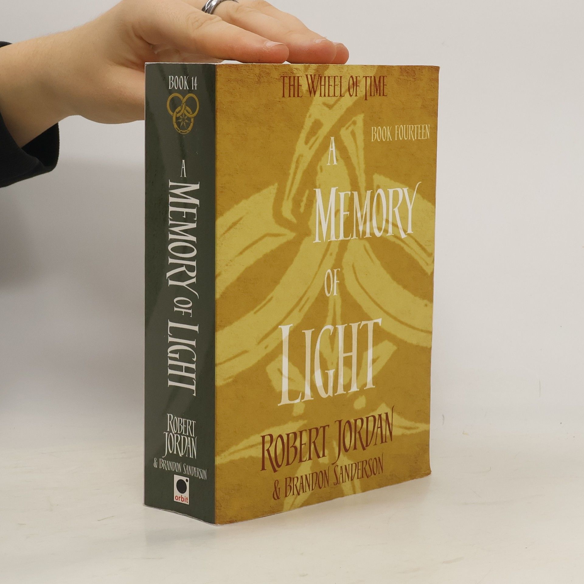 Robert Jordan A memory of light