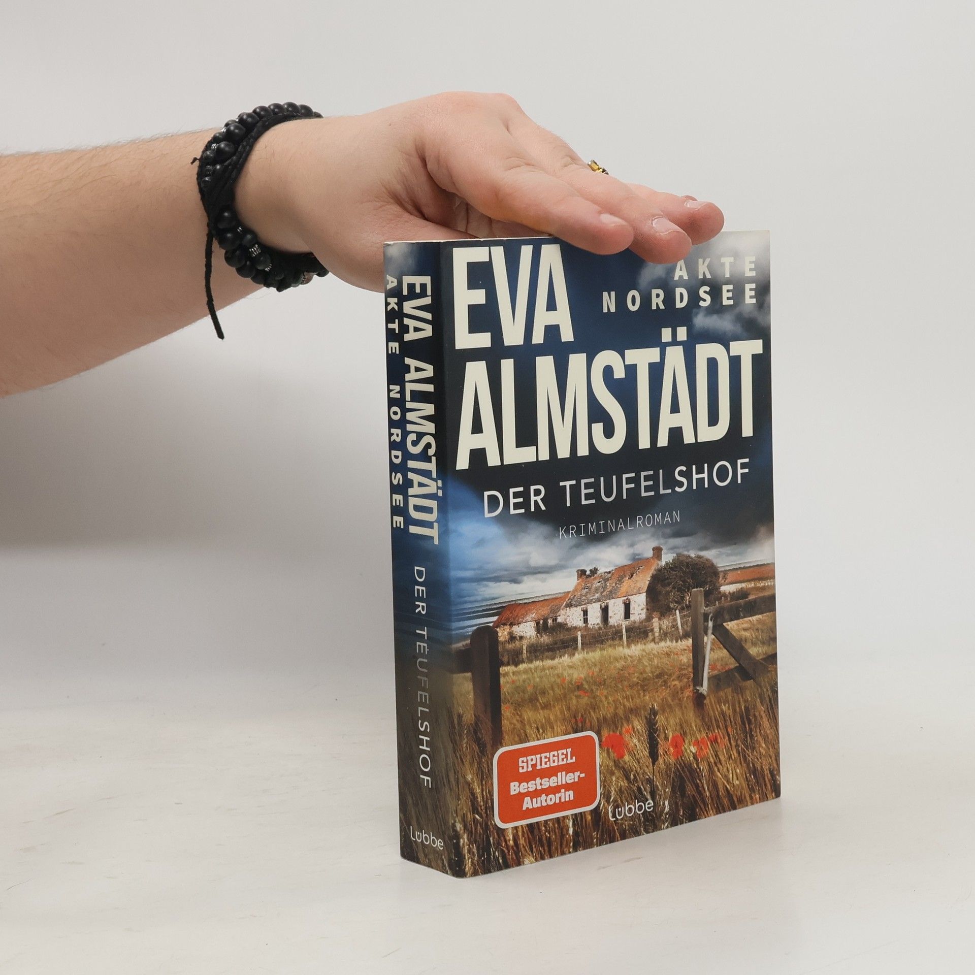 Eva Almstädt Akte Nordsee - Der Teufelshof