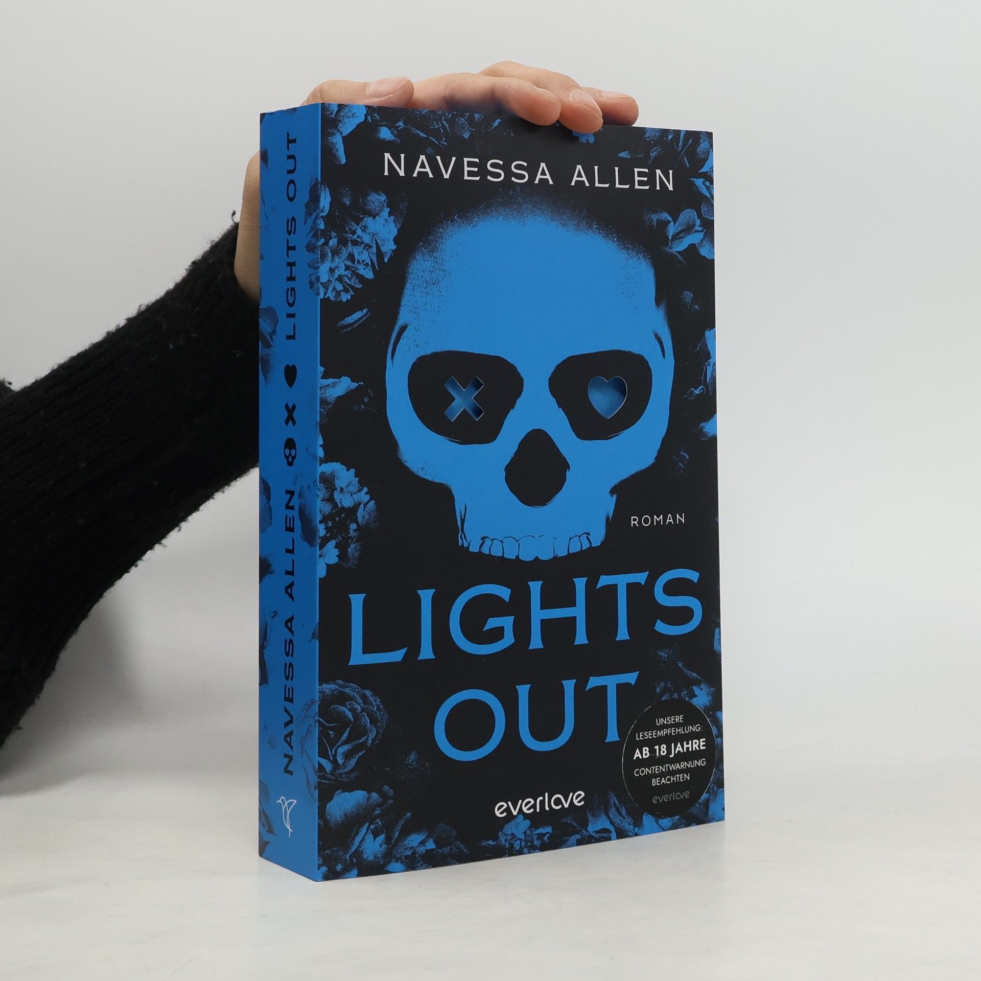 Navessa Allen Lights Out
