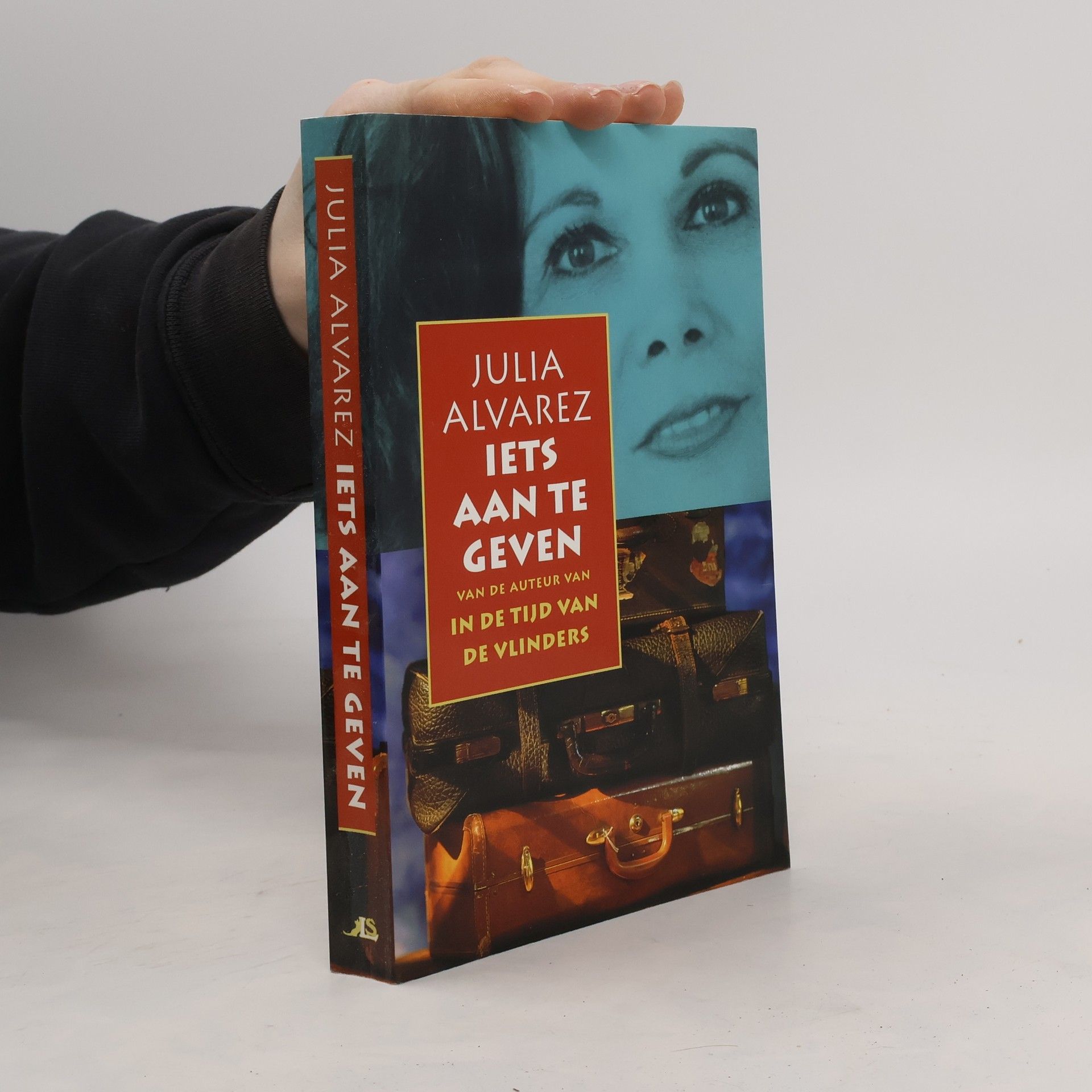 Julia Alvarez Iets aan te geven