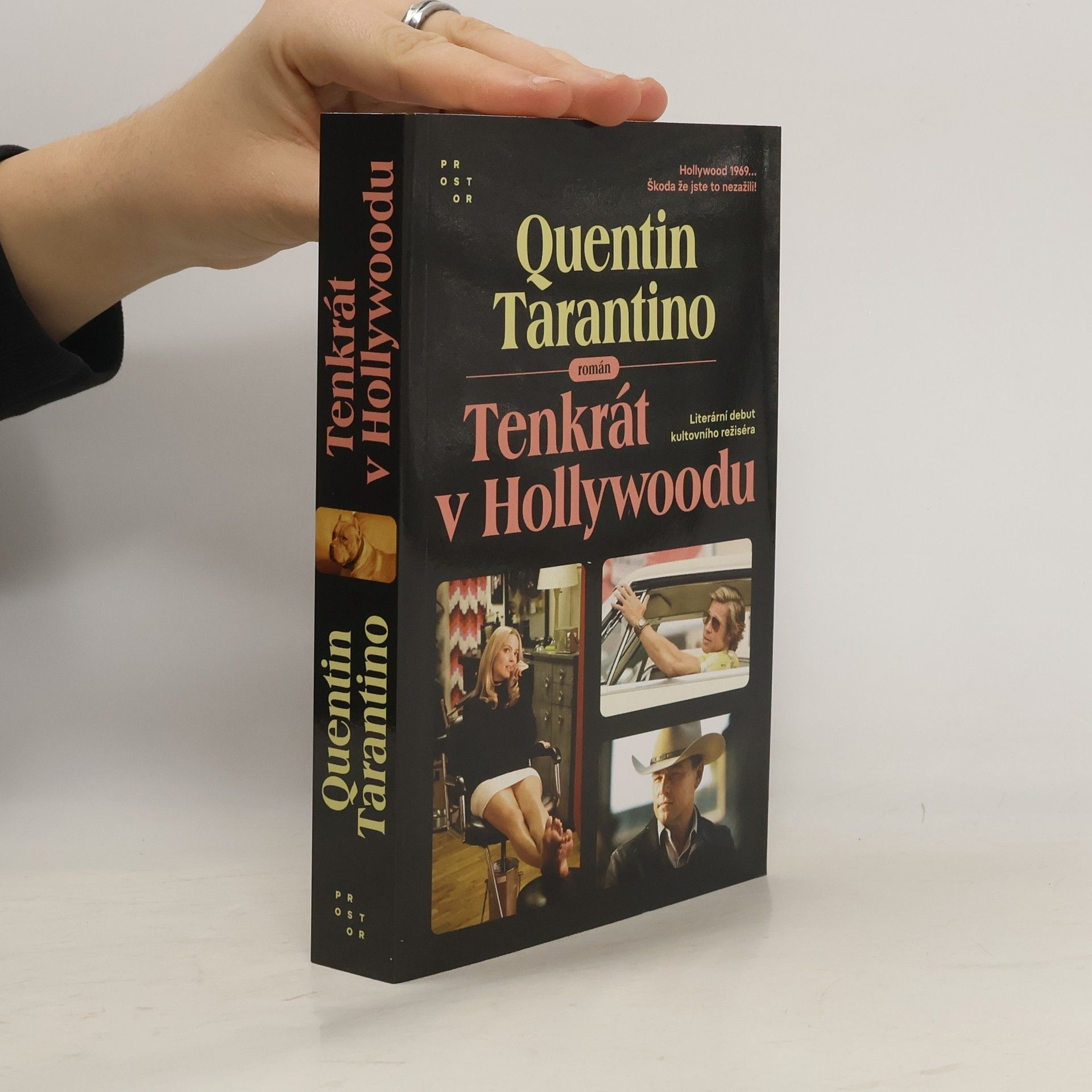 Quentin Tarantino Tenkrát v Hollywoodu : román