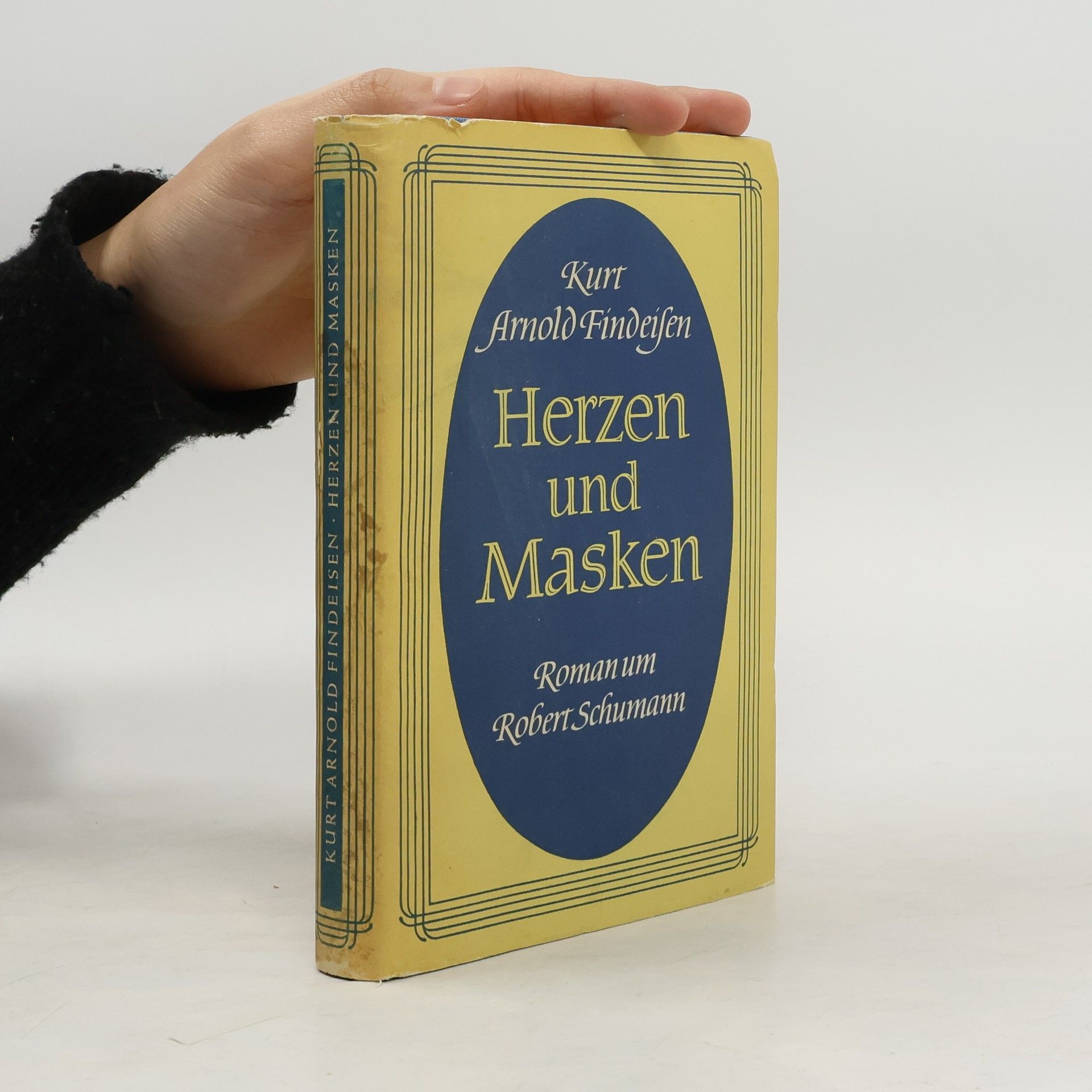Herzen und Masken