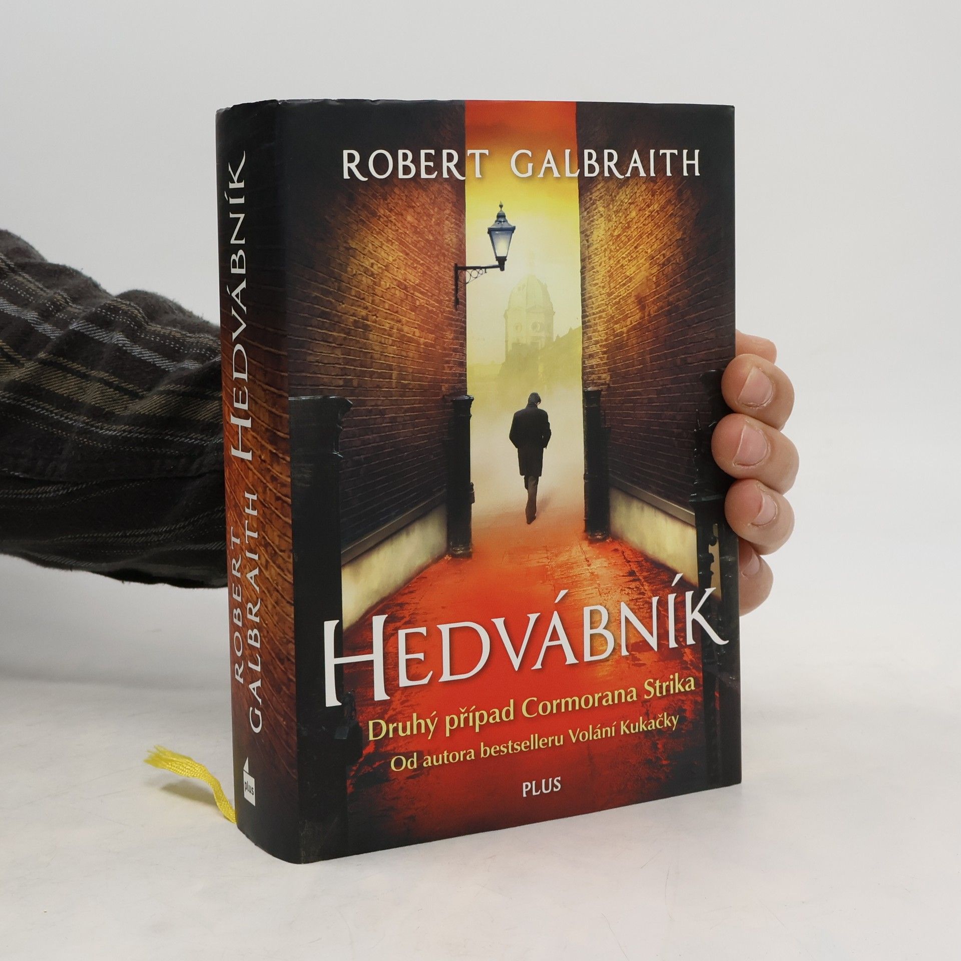 Robert Galbraith Hedvábník