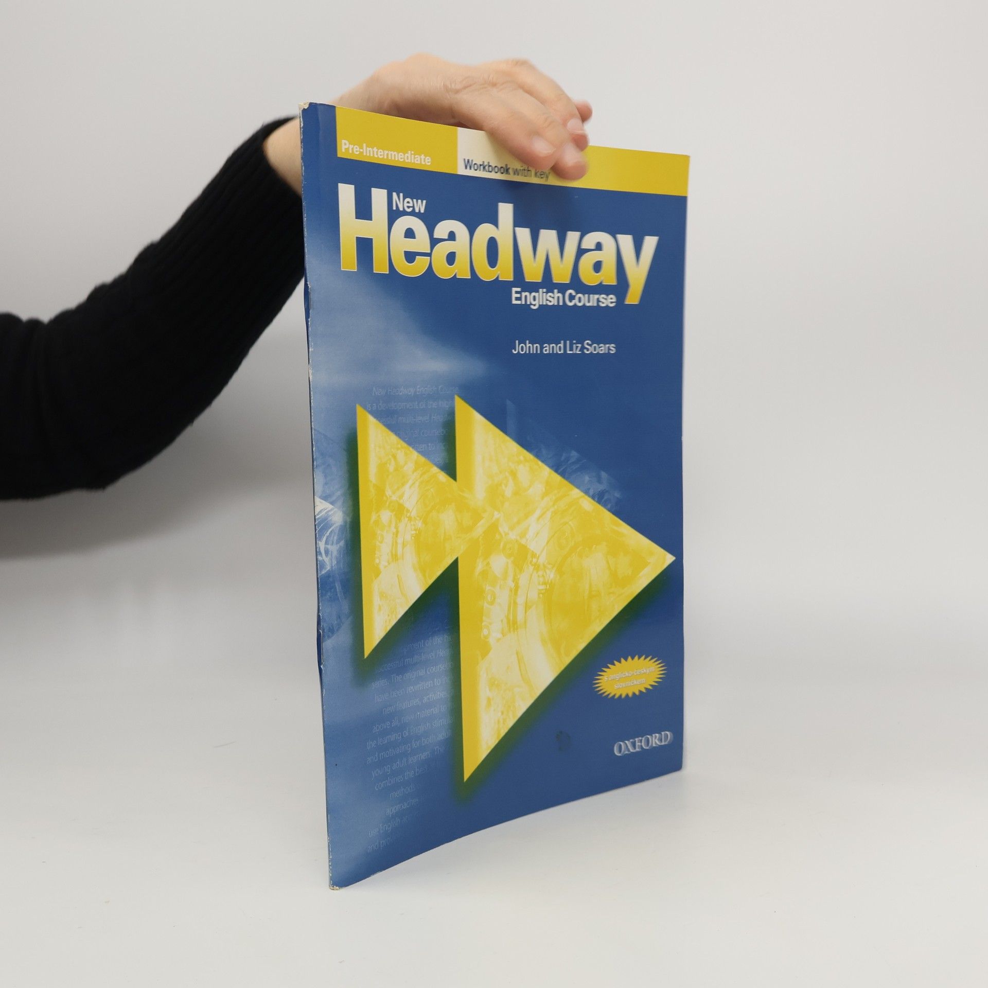 John Soars New Headway English course : pre-intermediate workbook with key