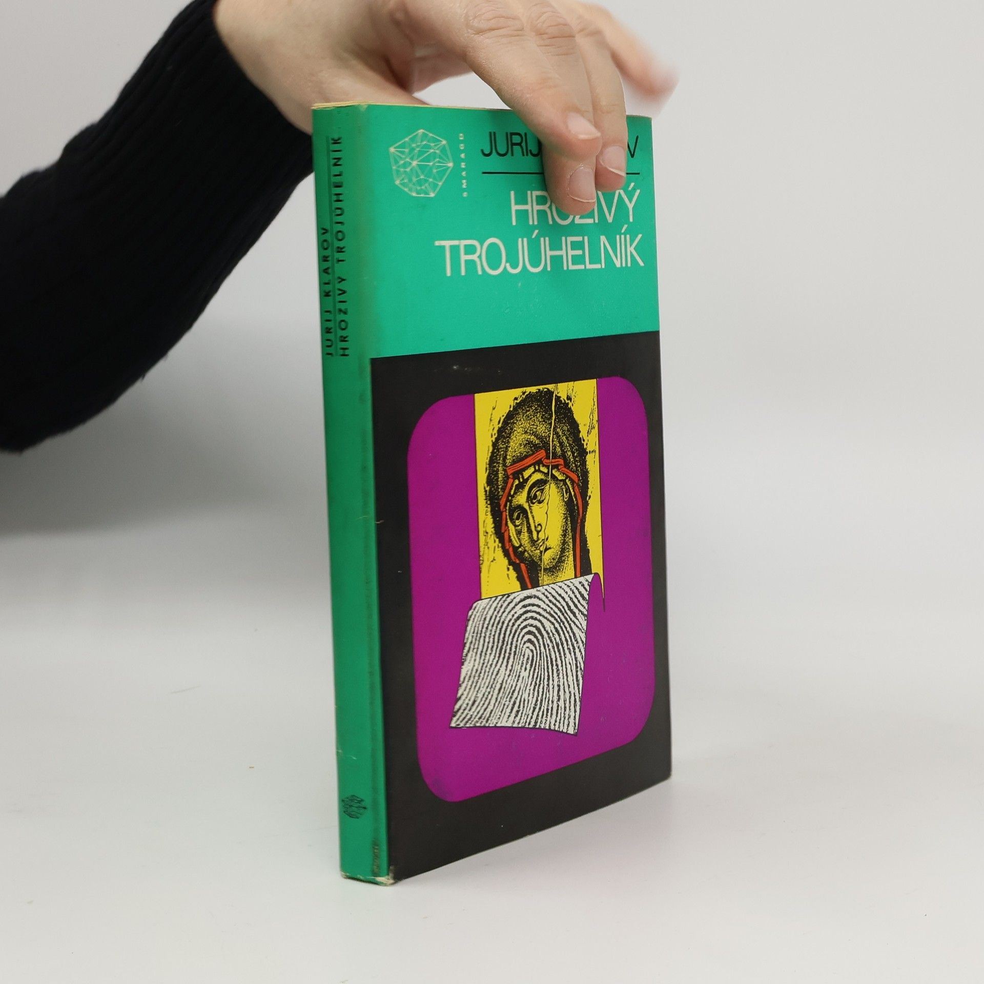 Jurij Michajlovič Klarov Hrozivý trojúhelník