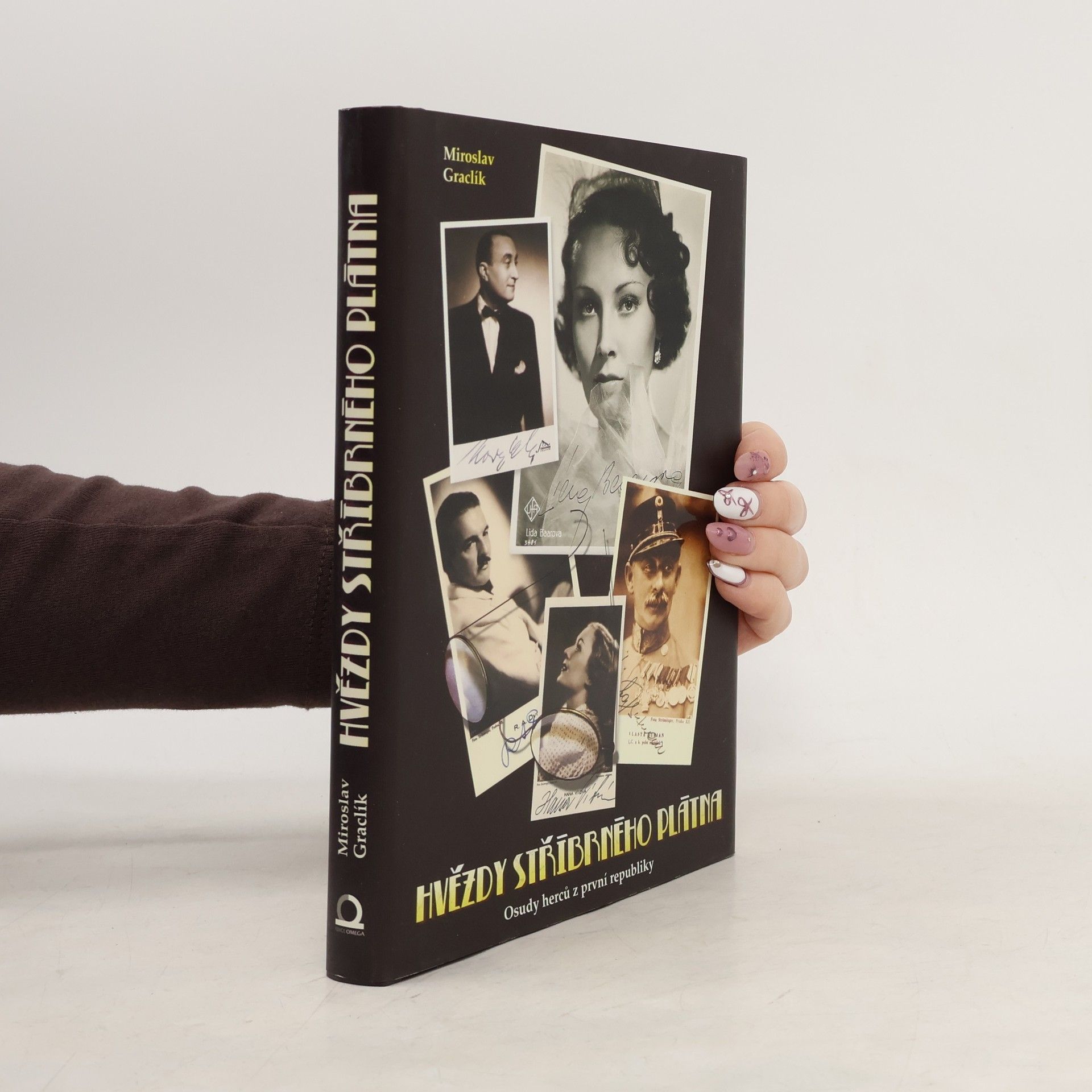 Miroslav Graclík Hvězdy stříbrného plátna. Osudy 40 herců první republiky