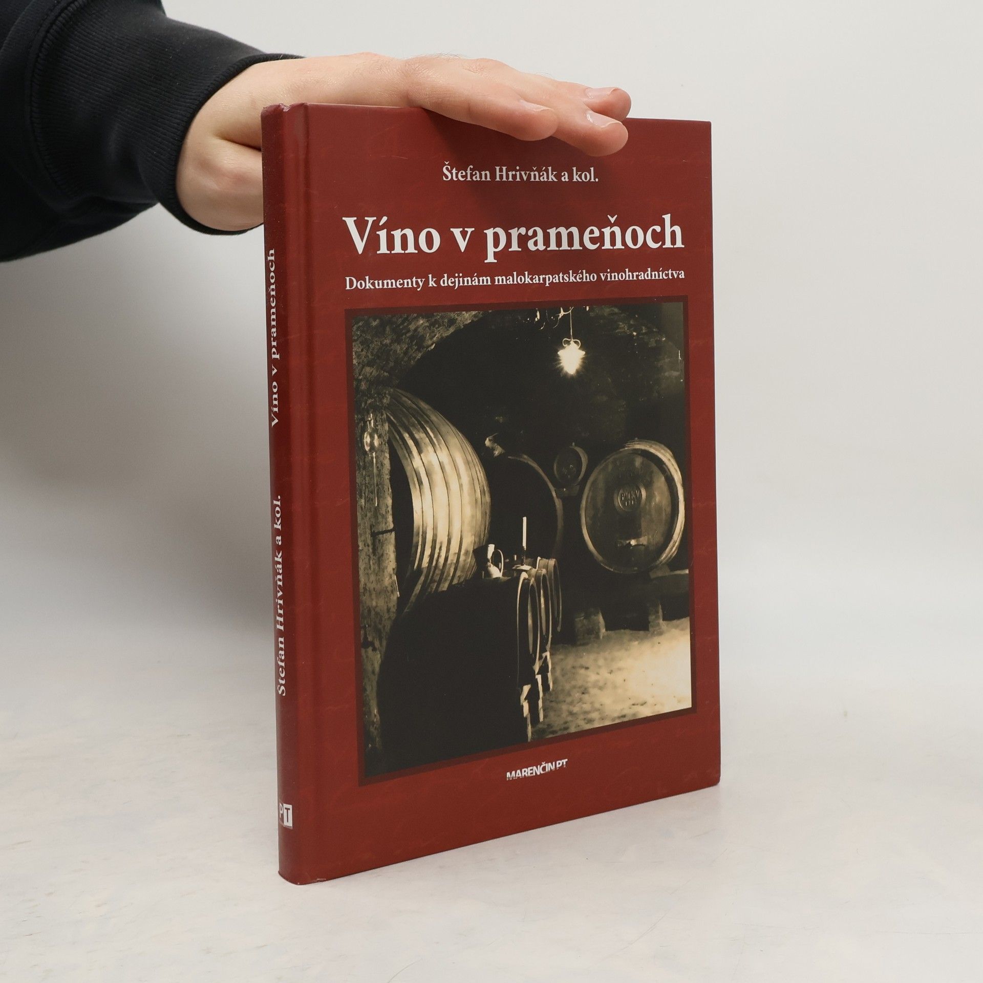 Štefan Hrivňák Víno v prameňoch