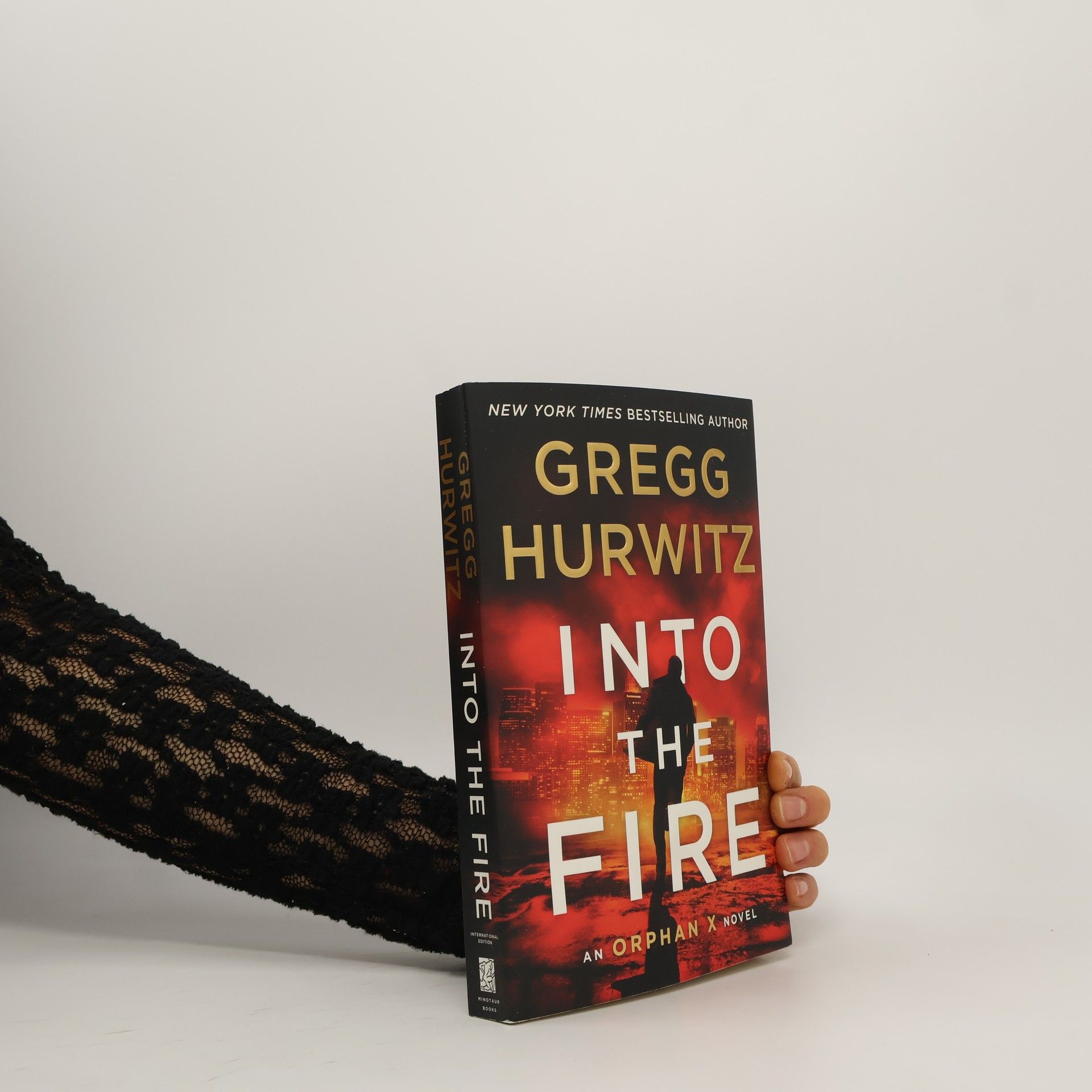 Gregg Hurwitz INTO THE FIRE