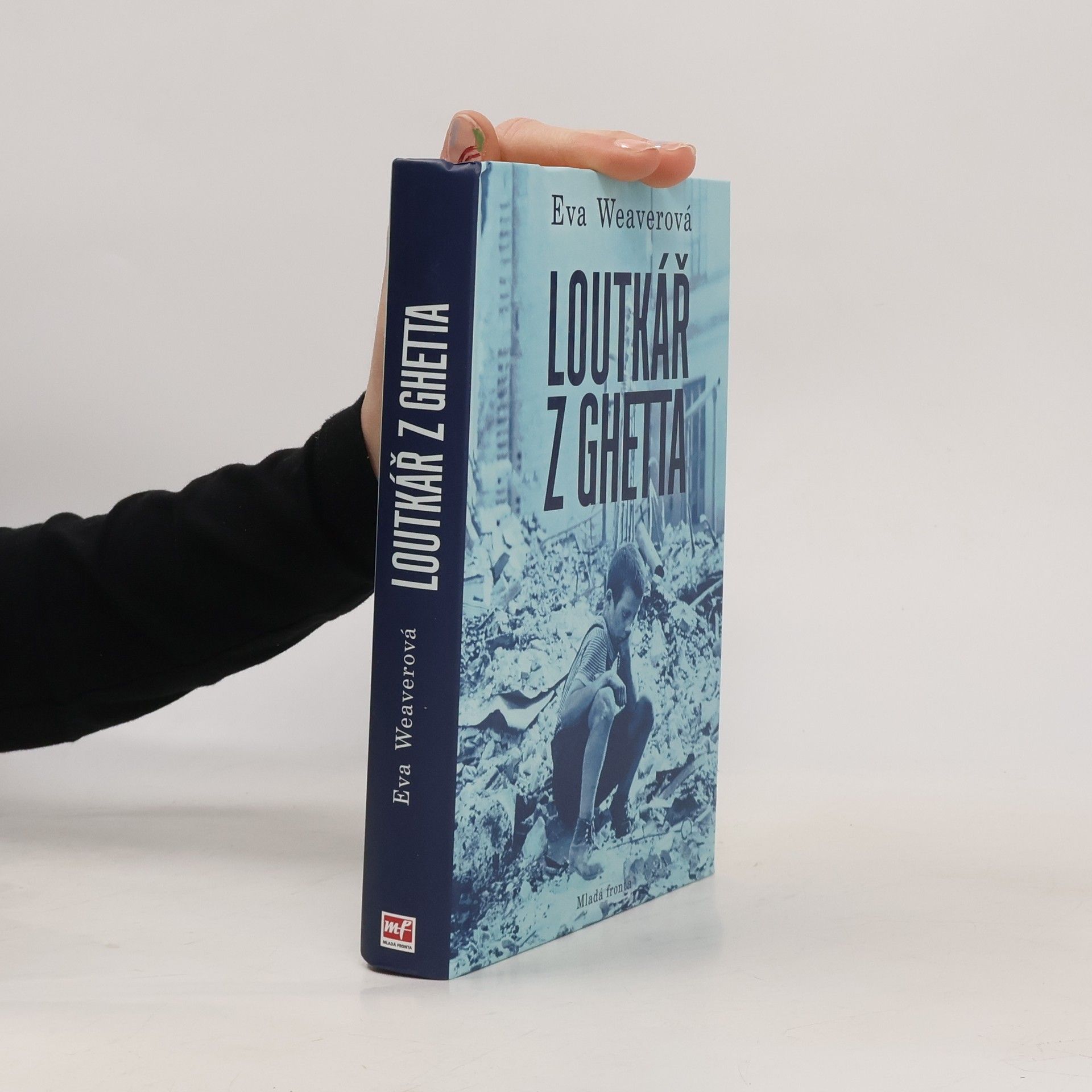 Eva Weaver Loutkář z ghetta