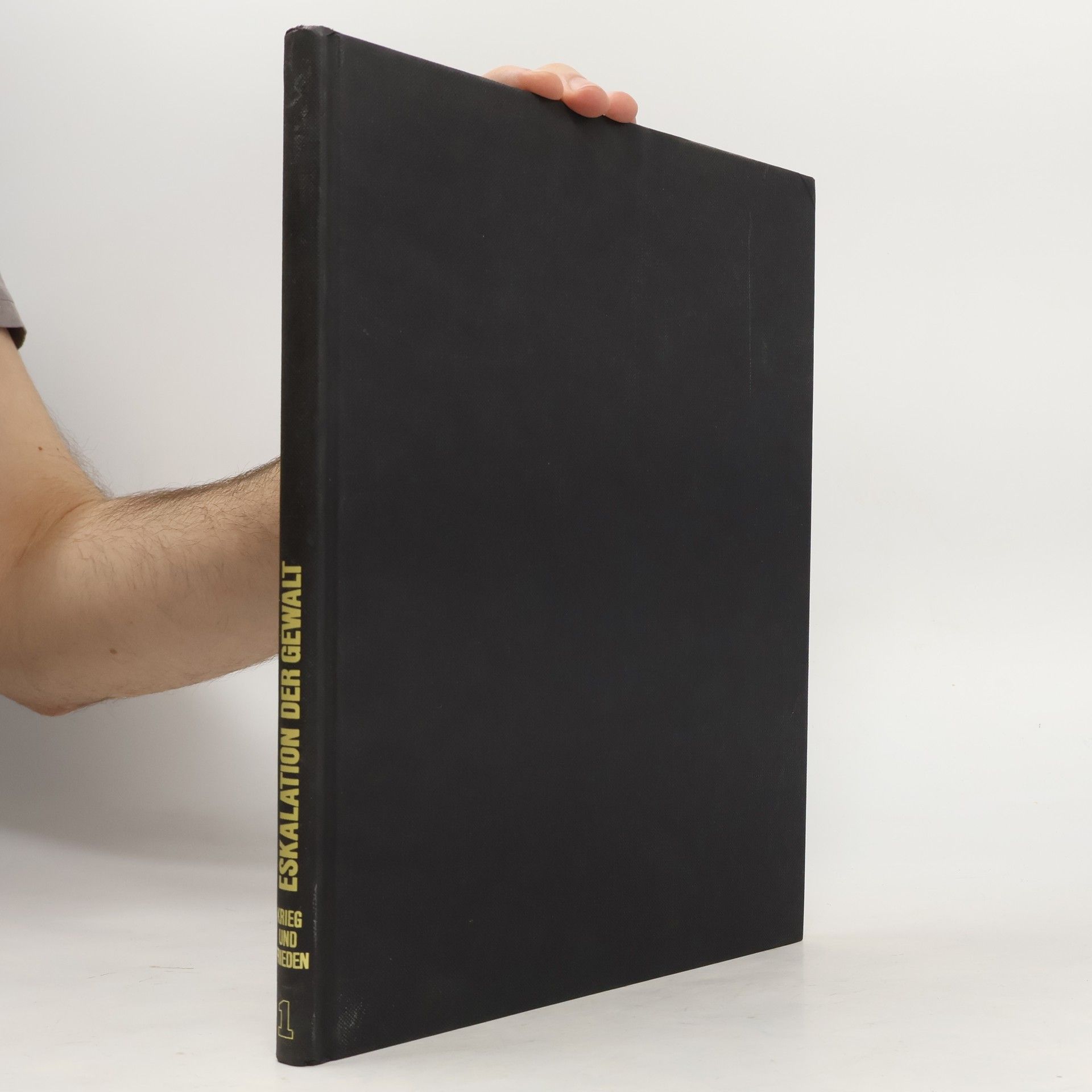 Collectif d'auteurs Krieg und Frieden. Weltgeschichte von 1945 bis zur Gegenwart. Teil 2, Band 1