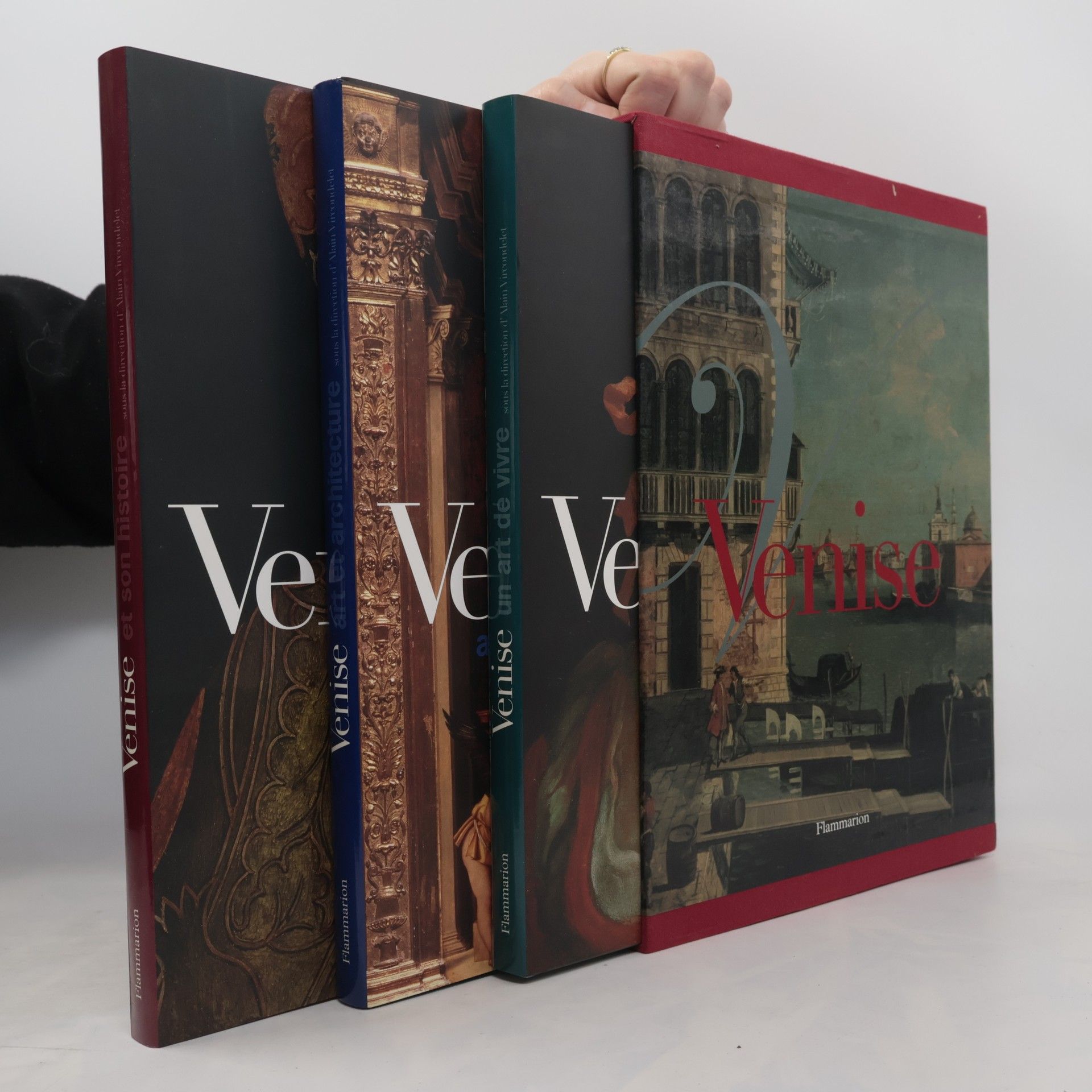 Alain Vircondelet Venise et son histoire. Venise art et architecture. Venise un art de vivre