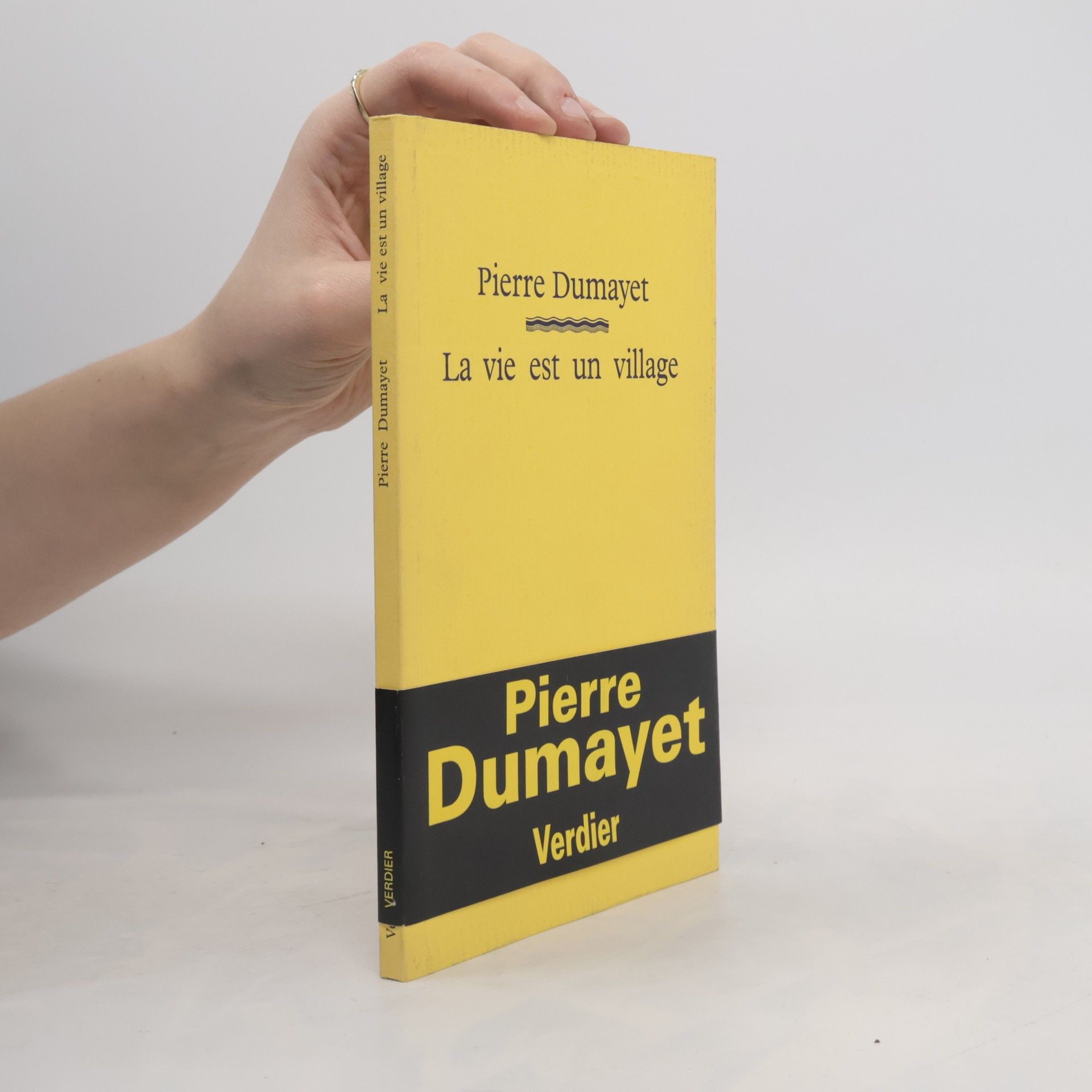 Pierre Dumayet La vie est un village