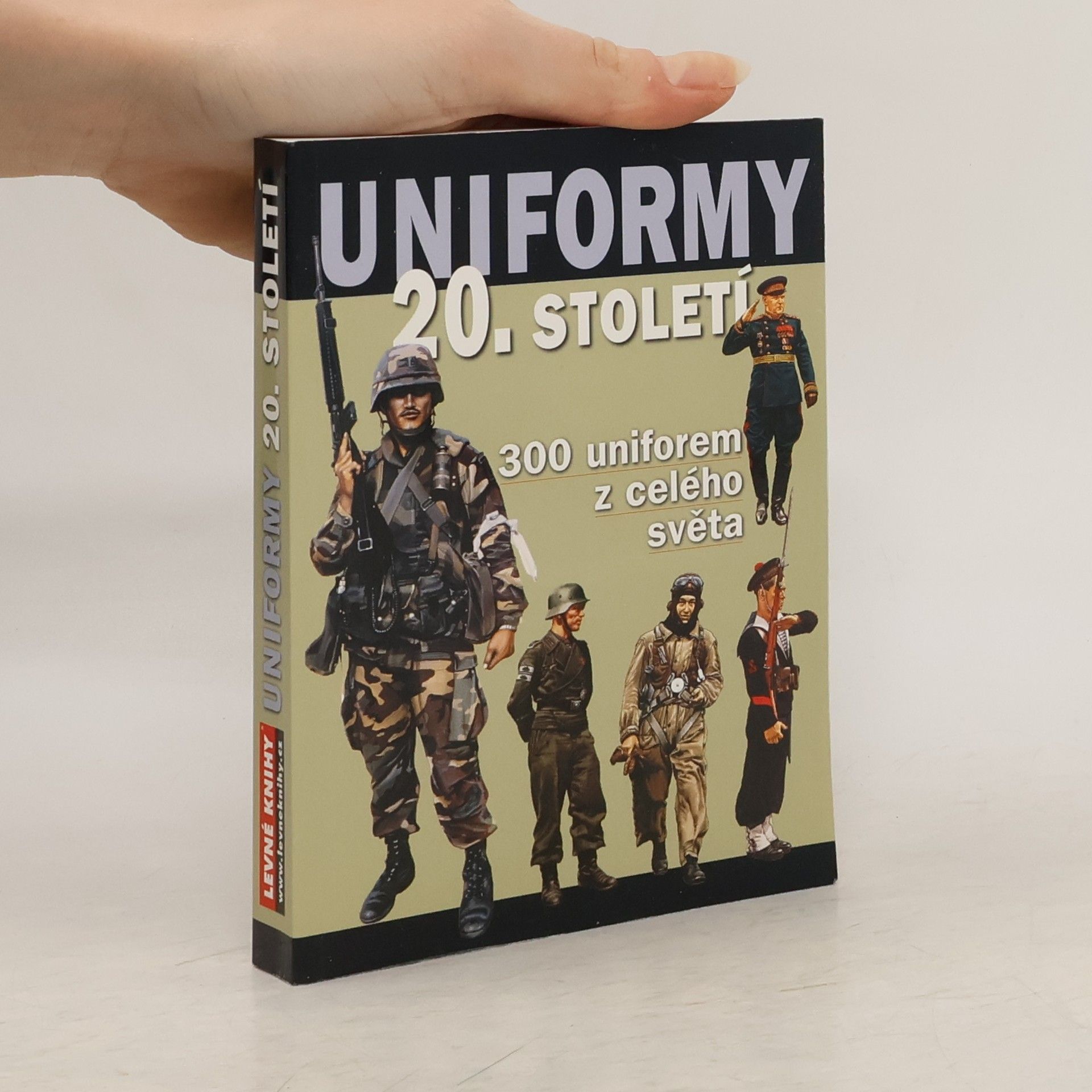Chris McNab Uniformy 20. století