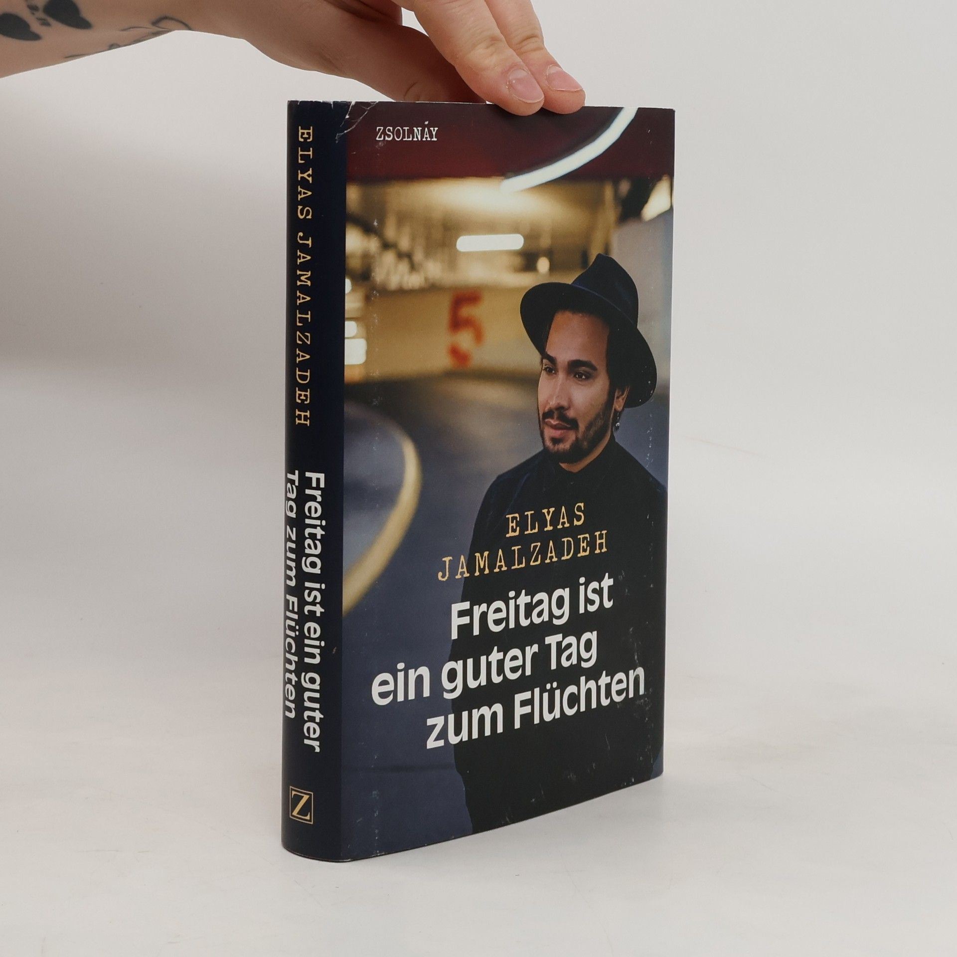 Elyas Jamalzadeh Freitag ist ein guter Tag zum Flüchten