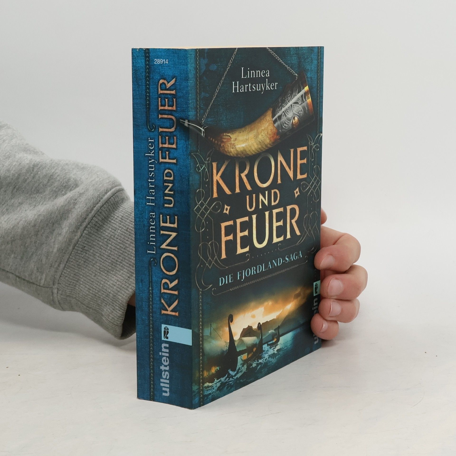 Linnea Hartsuyker Krone und Feuer