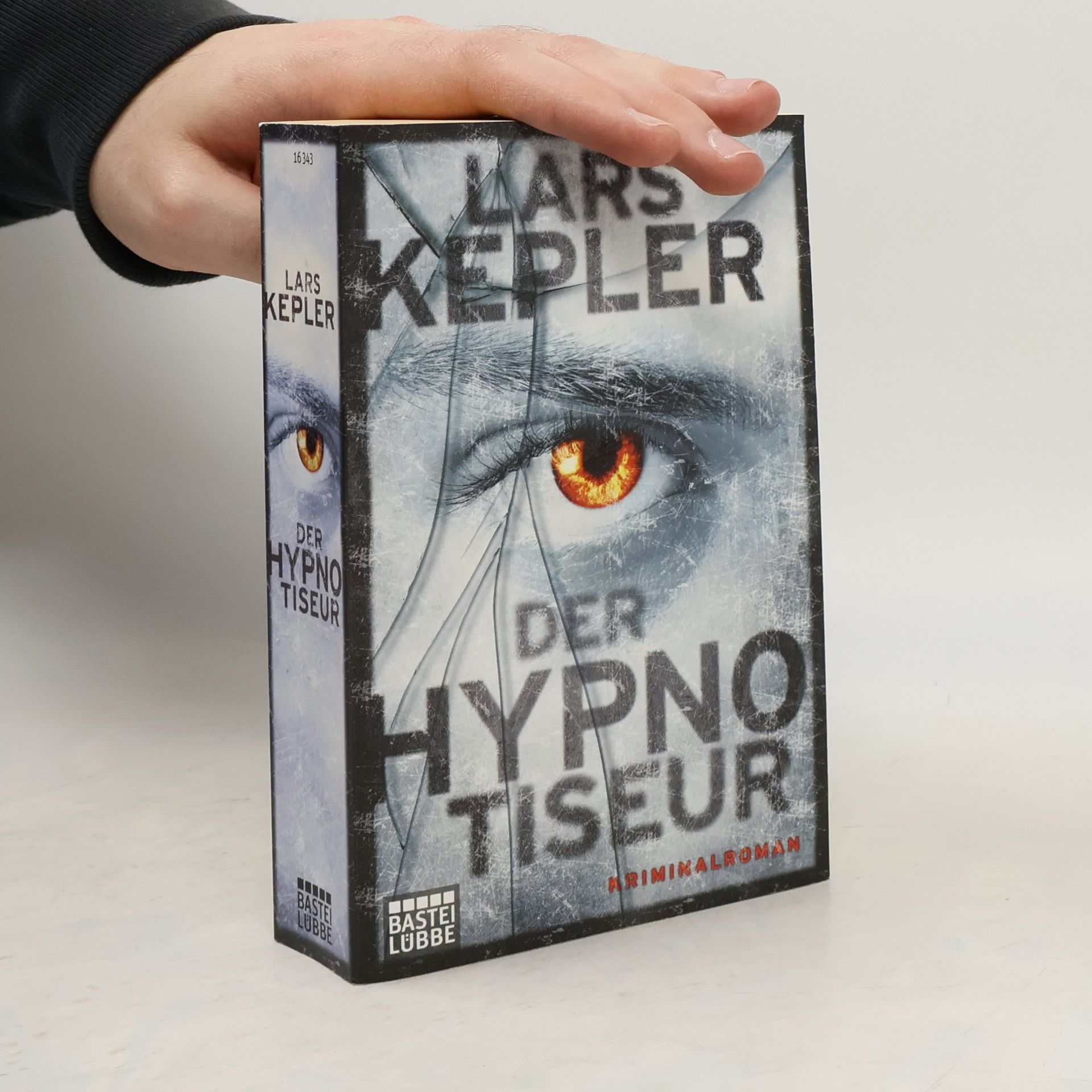 Der Hypnotiseur : kriminalroman