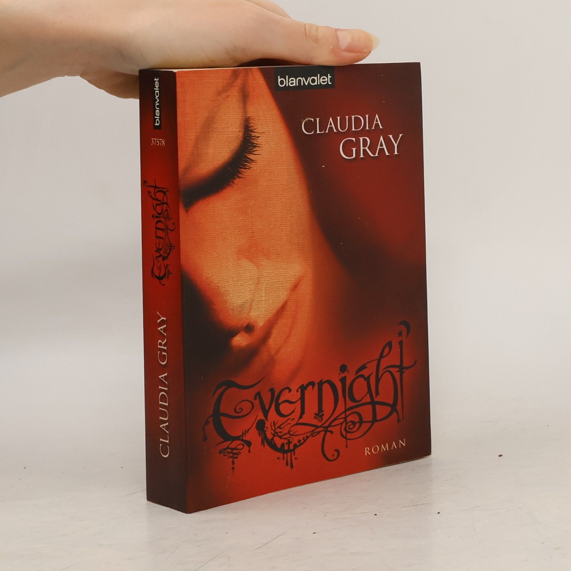 Claudia Gray Evernight 1