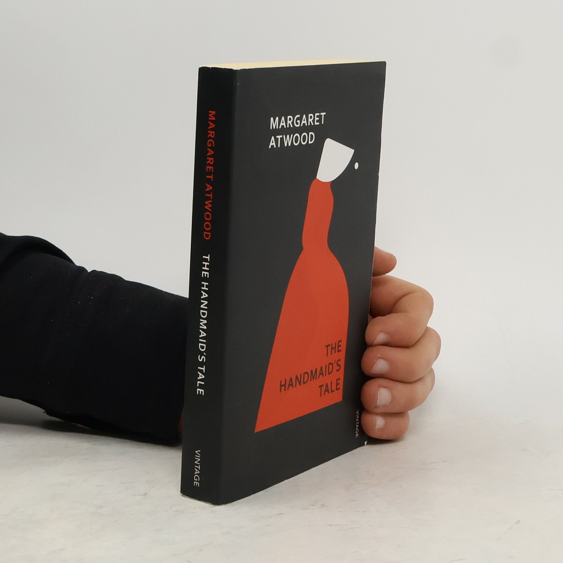 Margaret Atwood The handmaid's tale