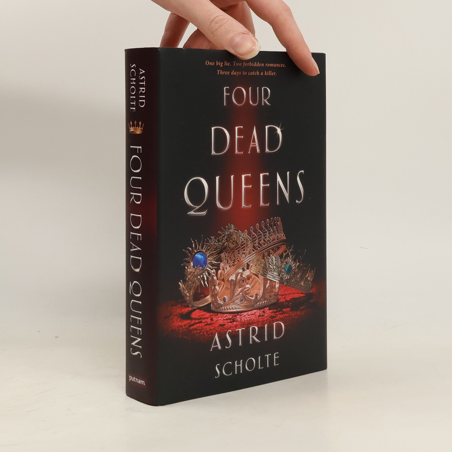 Astrid Scholte Four Dead Queens