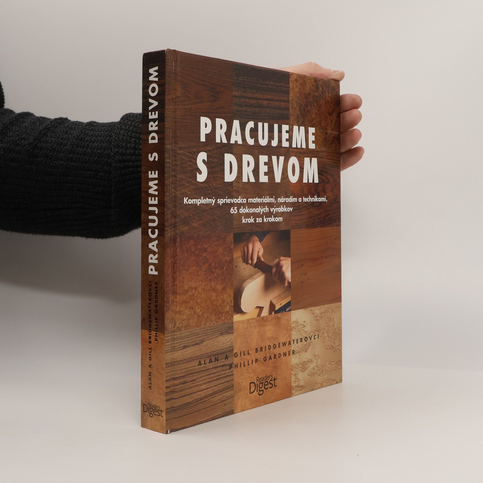 Autorenkollektiv Pracujeme s drevom