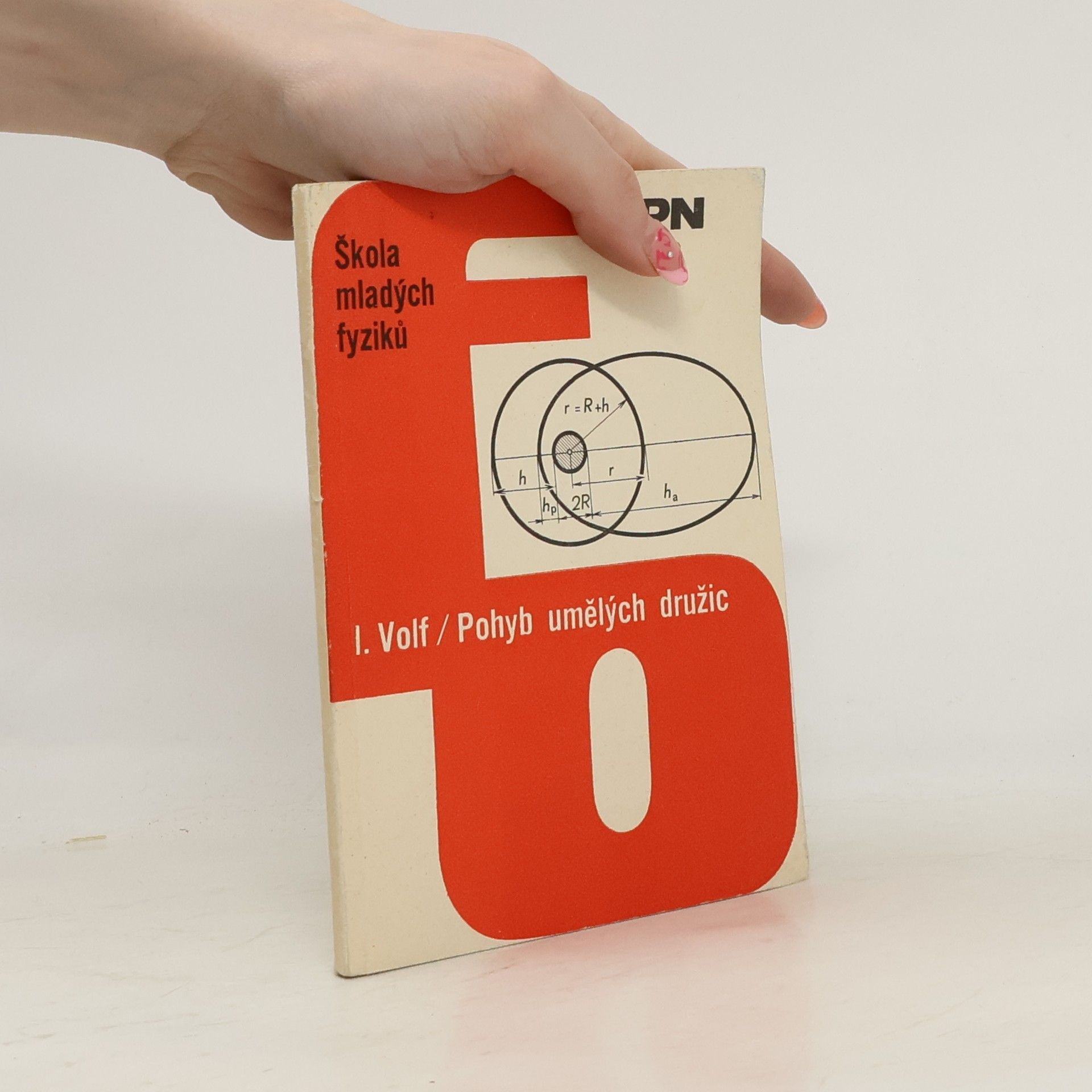 Ivo Volf Pohyb umělých družic