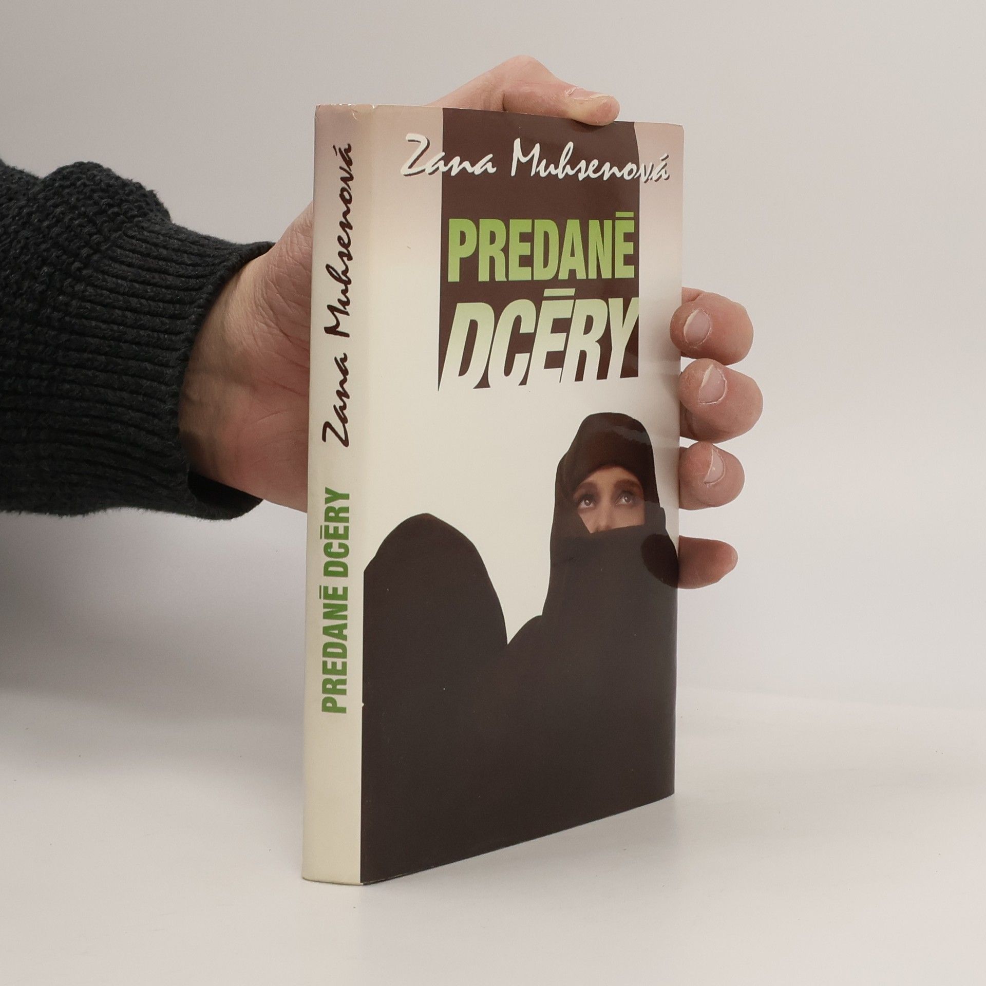 Zana Muhsen Predané dcéry