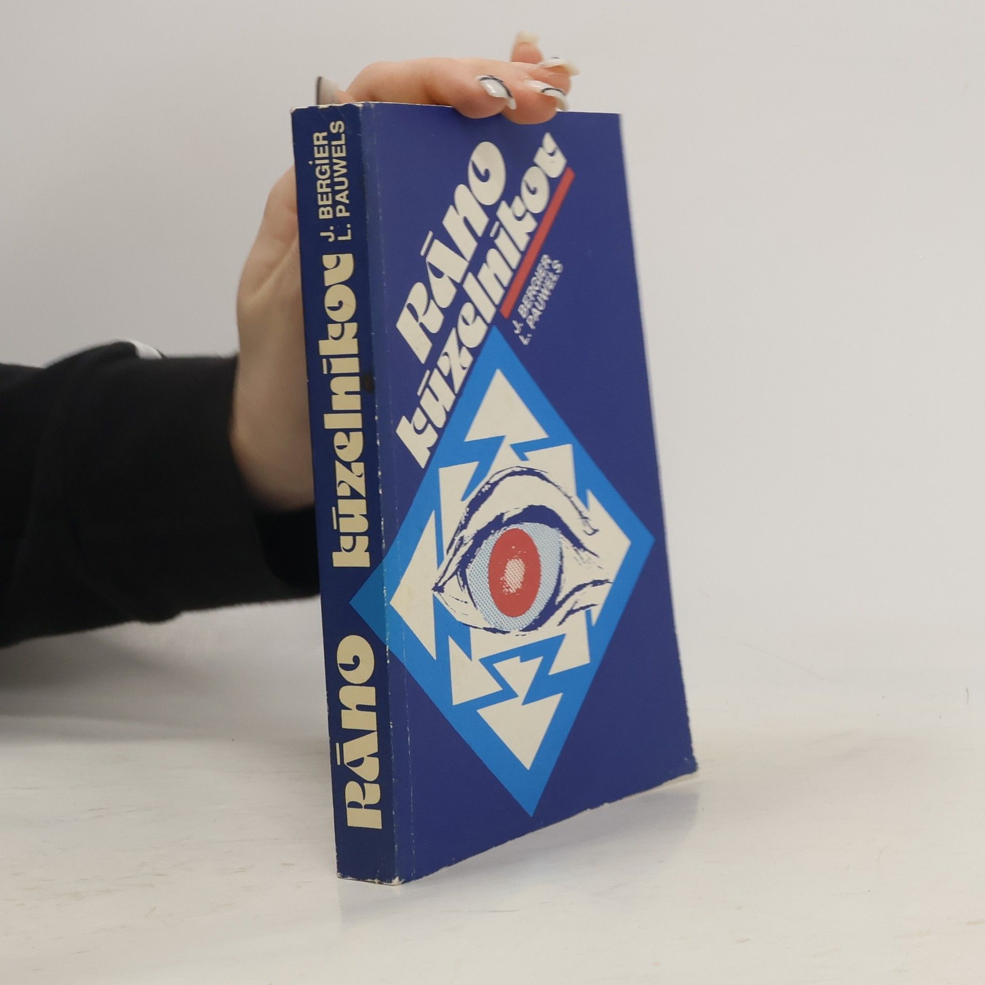 Jacques Bergier Ráno kúzelníkov