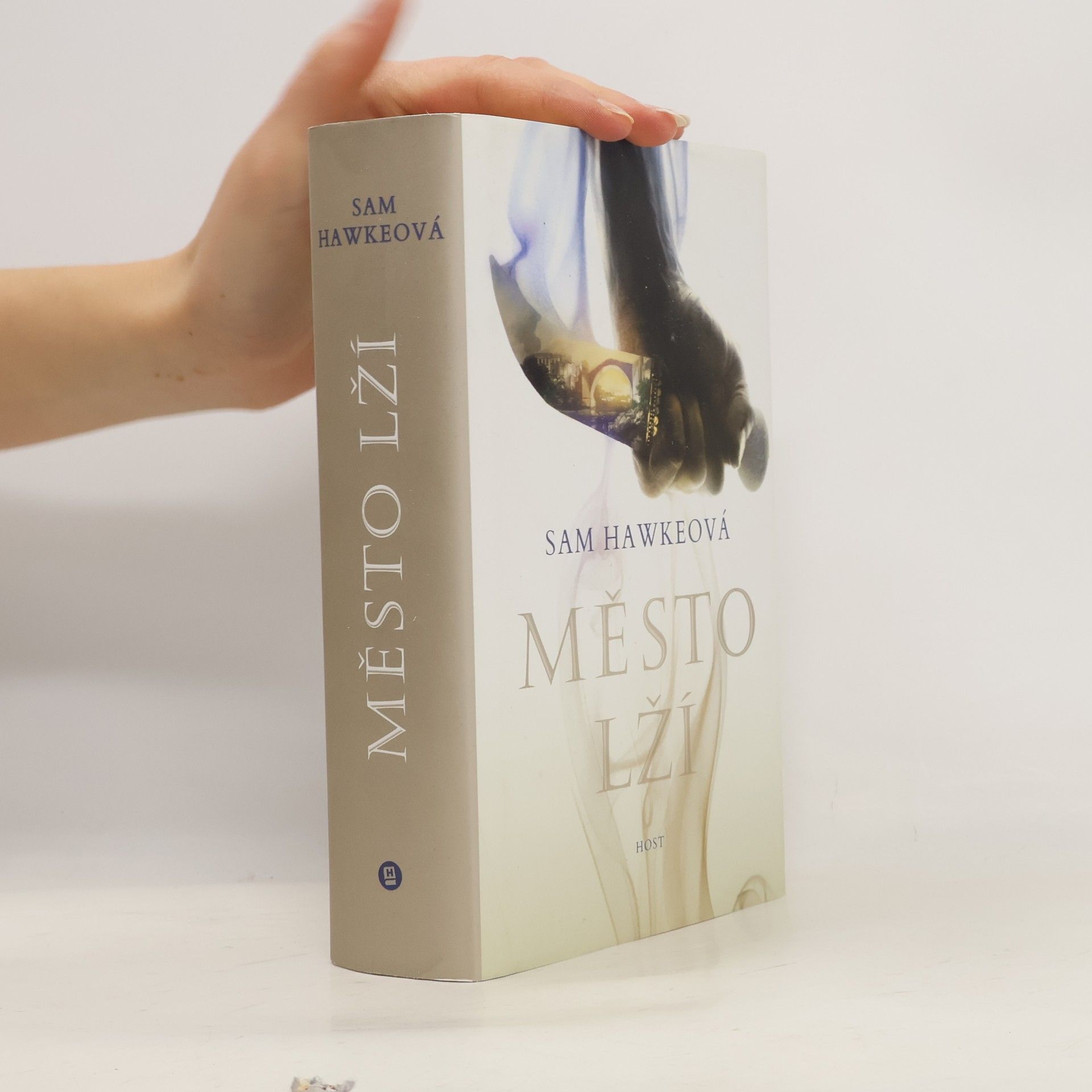 Sam Hawke Město lží