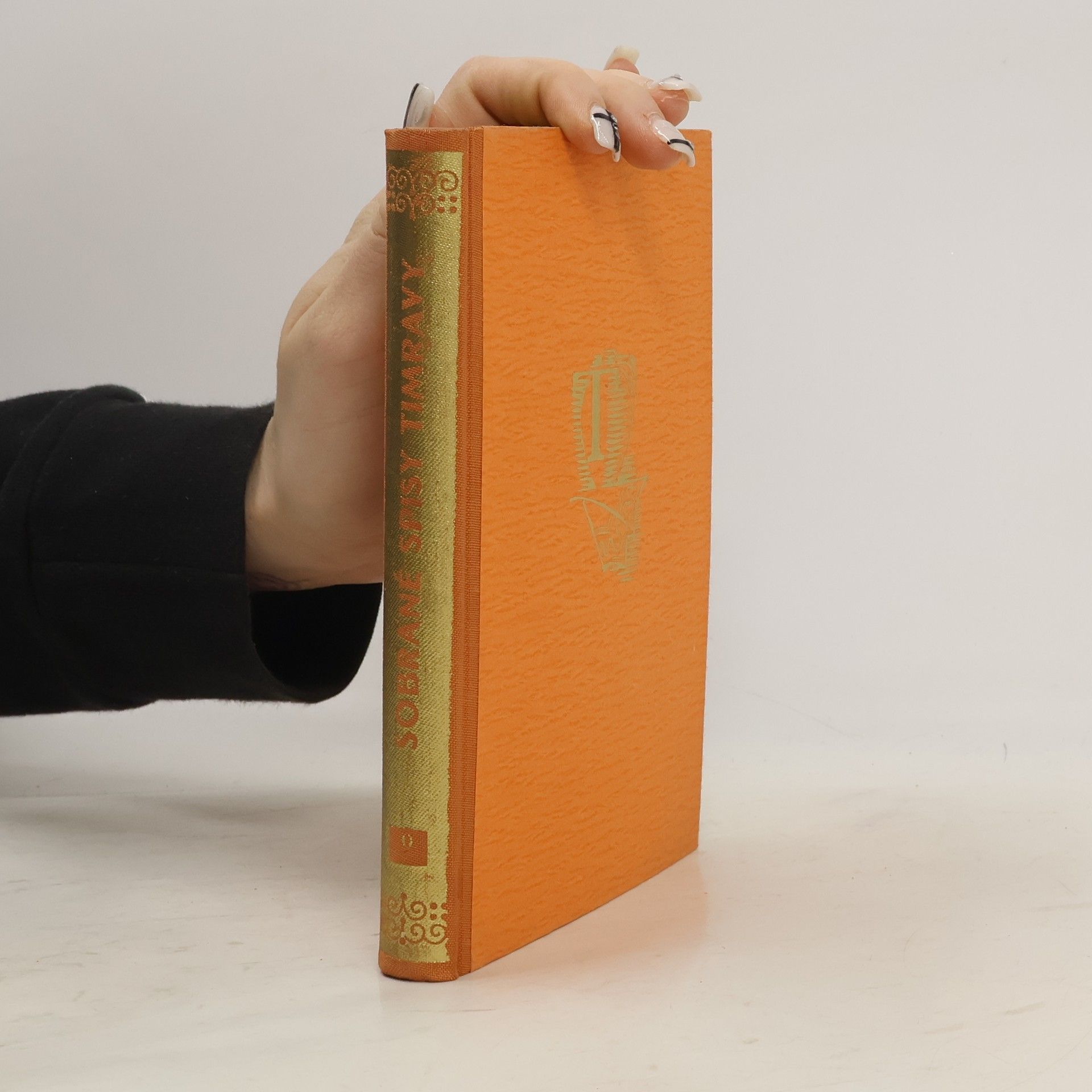 Timrava Víťazstvo. Marino súženie. V ktorú stranu? Chudobná rodina. Páva