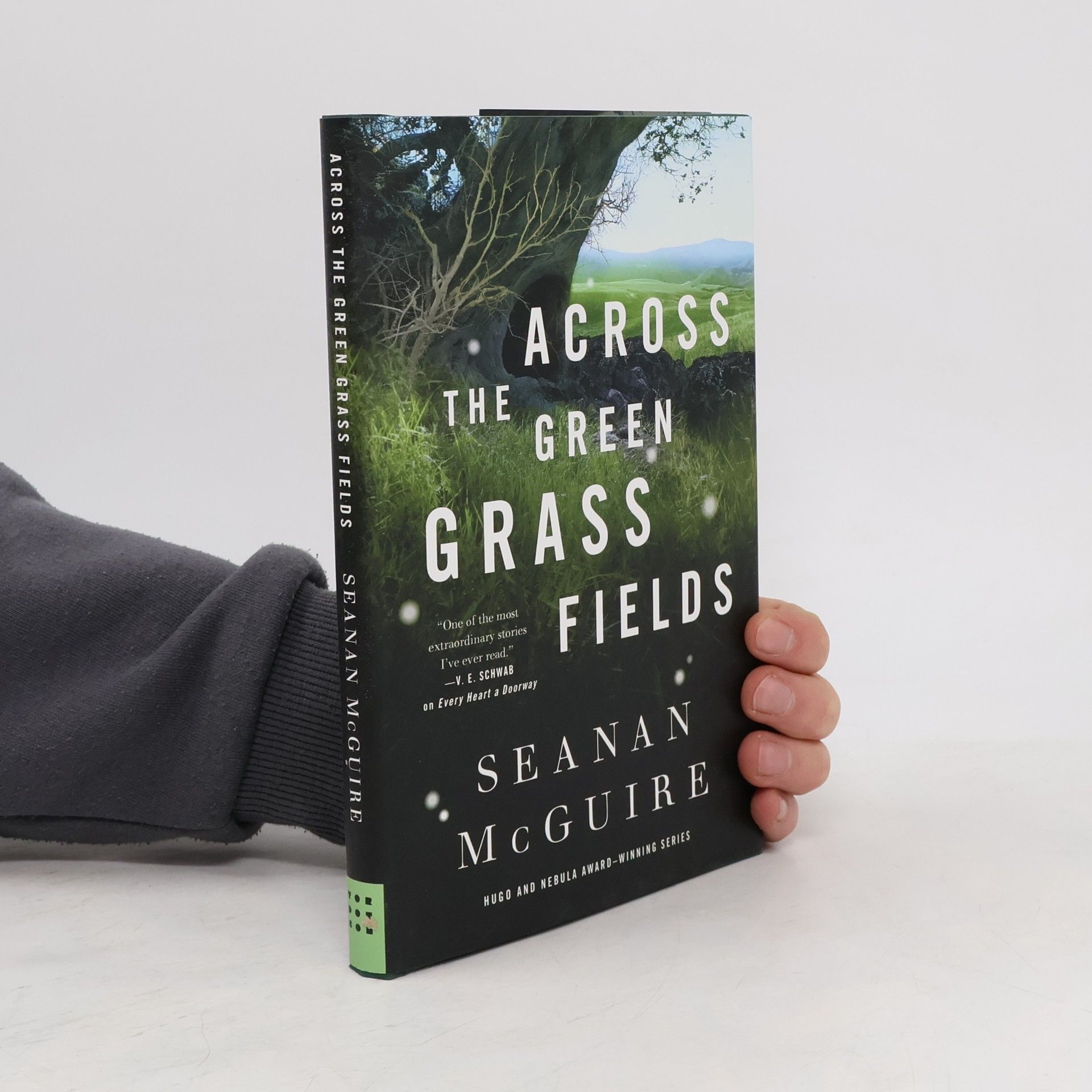 Seanan McGuire Across the Green Grass Fields