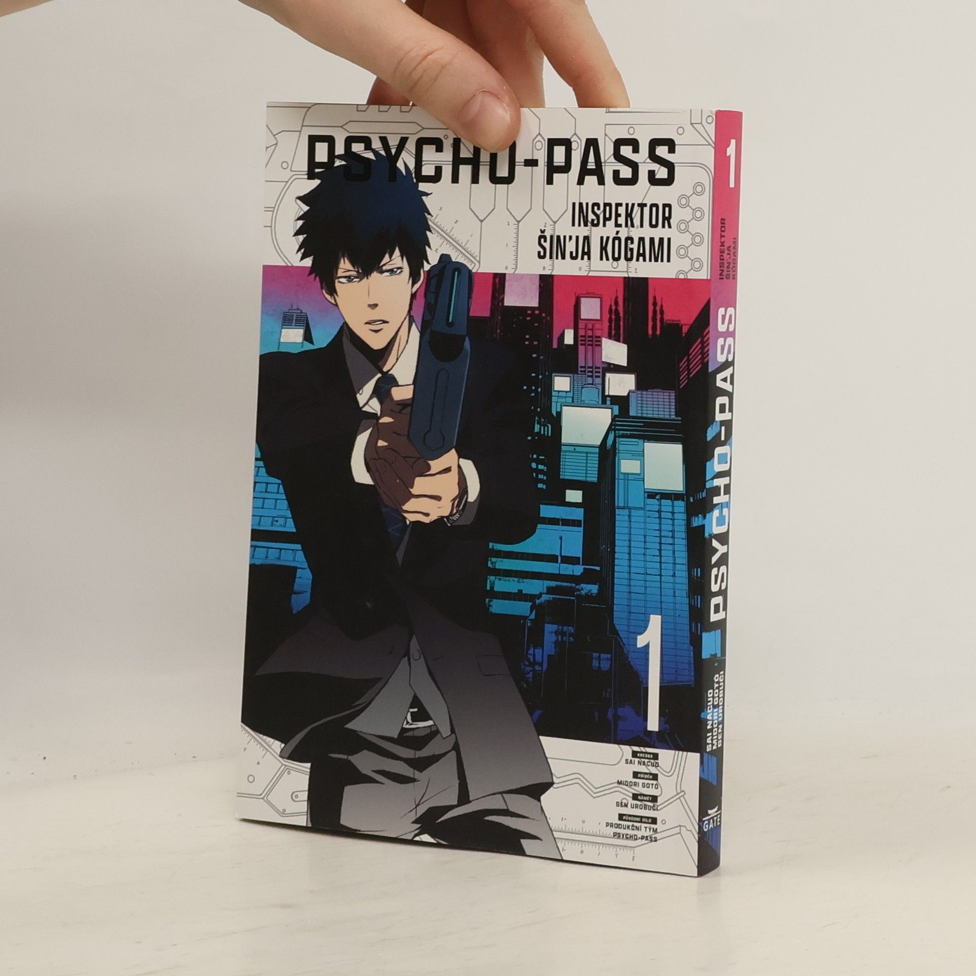 Midori Goto Psycho-pass 1. Inspektor Šin'ja Kógami