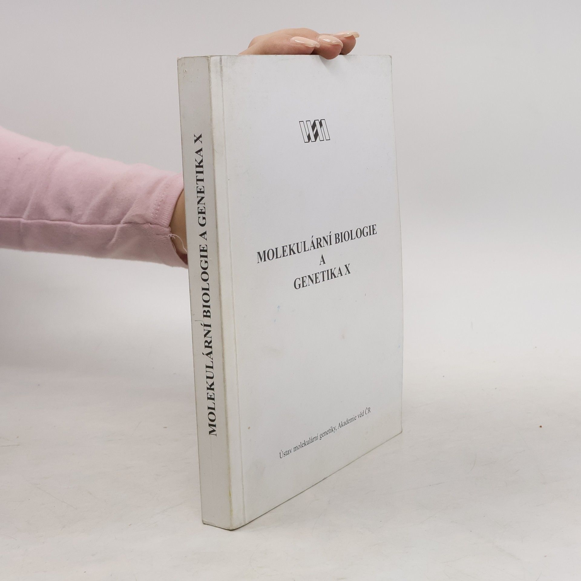 Autores varios Molekulární biologie a genetika X