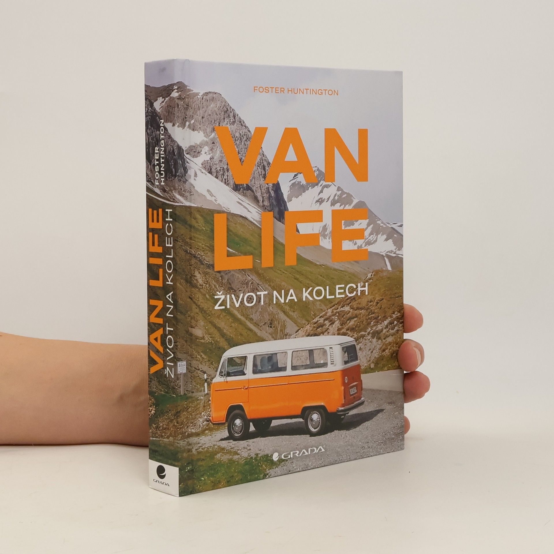 Foster Huntington Van life - Život na kolech