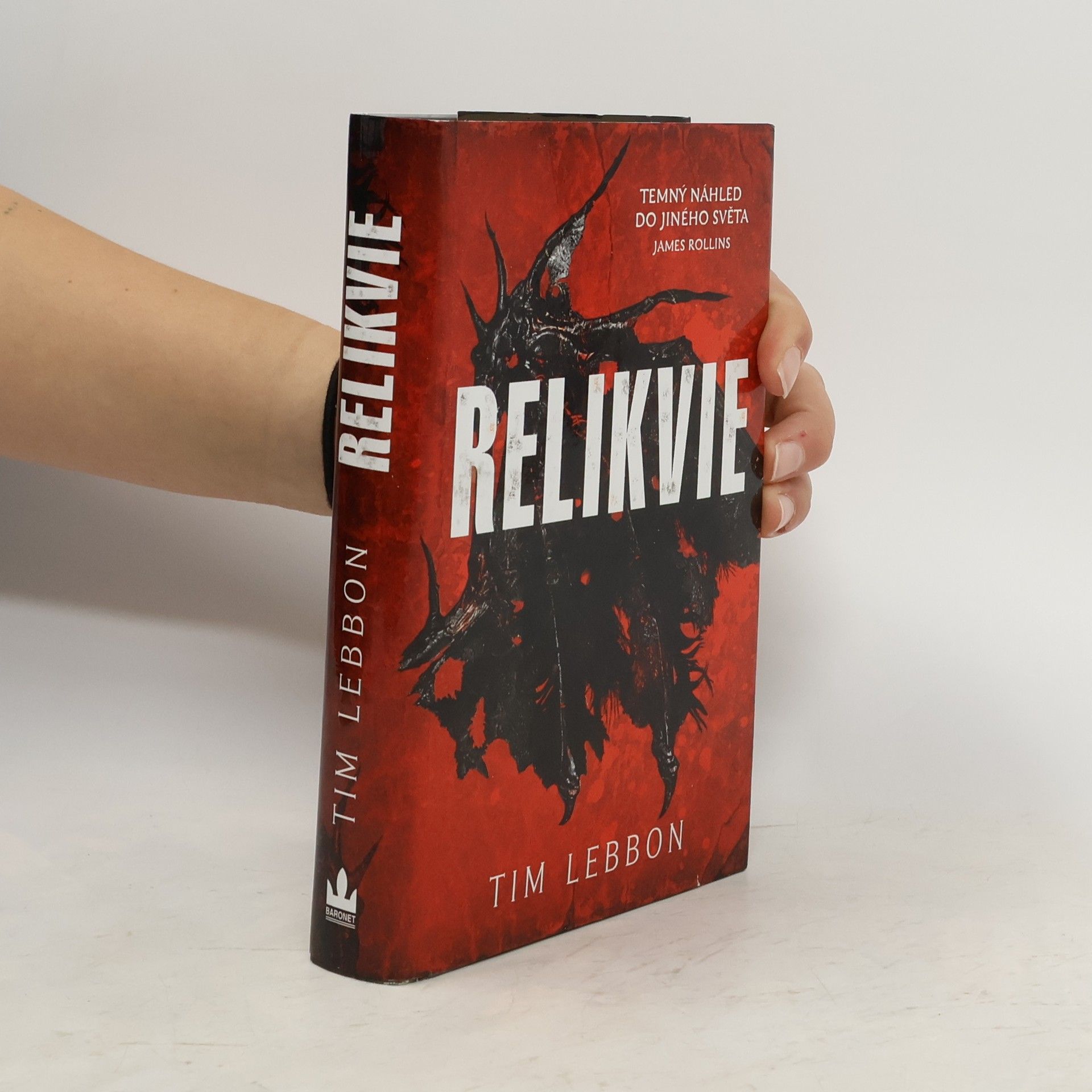 Tim Lebbon Relikvie. 1, Relikvie