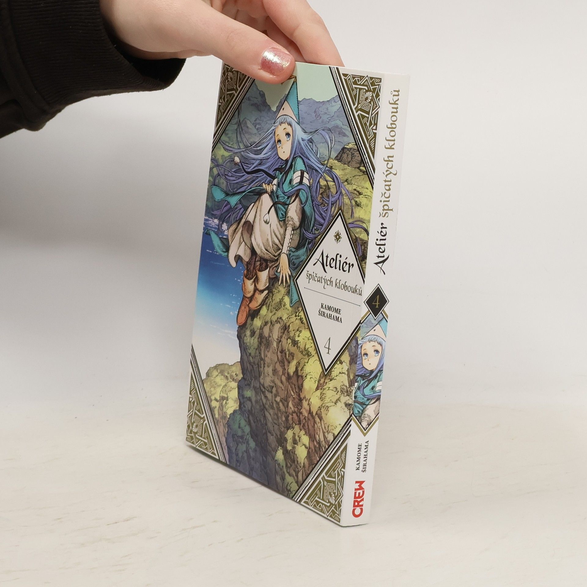 Kamome Shirahama Ateliér špičatých klobouků 4