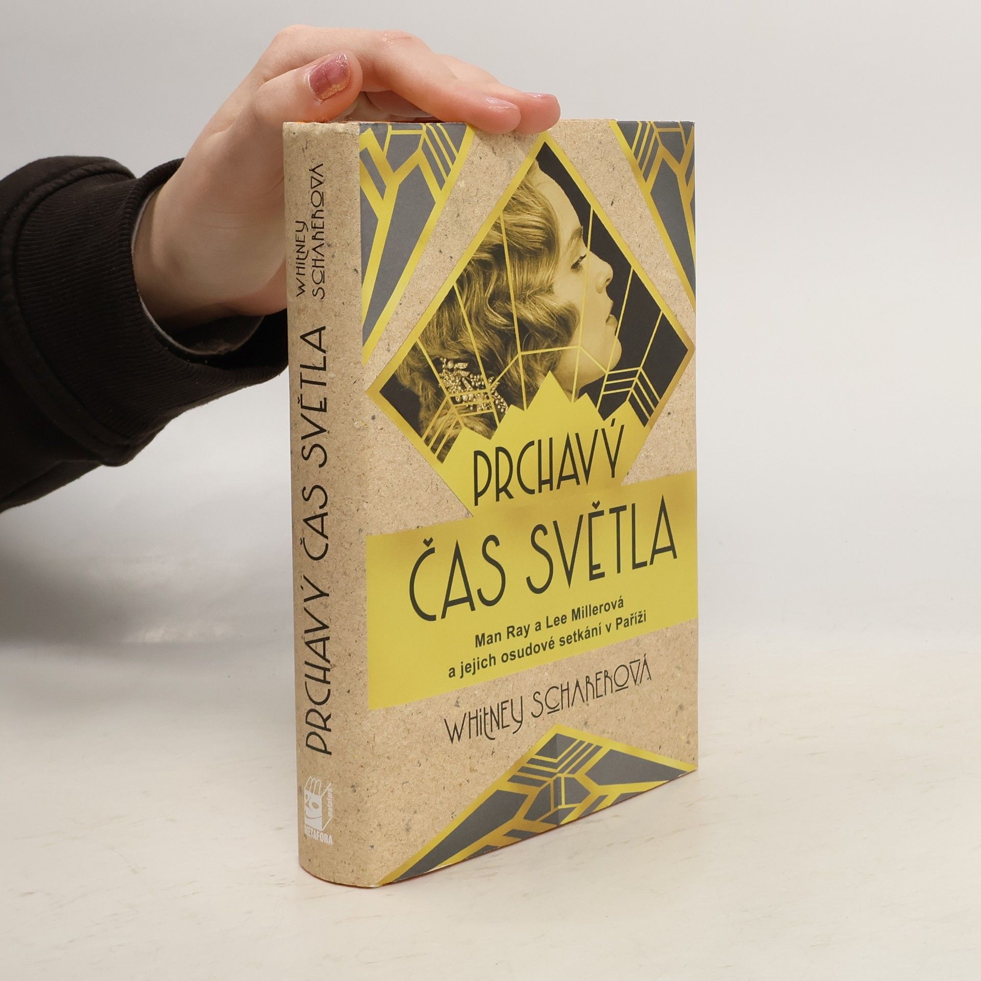 Whitney Scharer Prchavý čas světla
