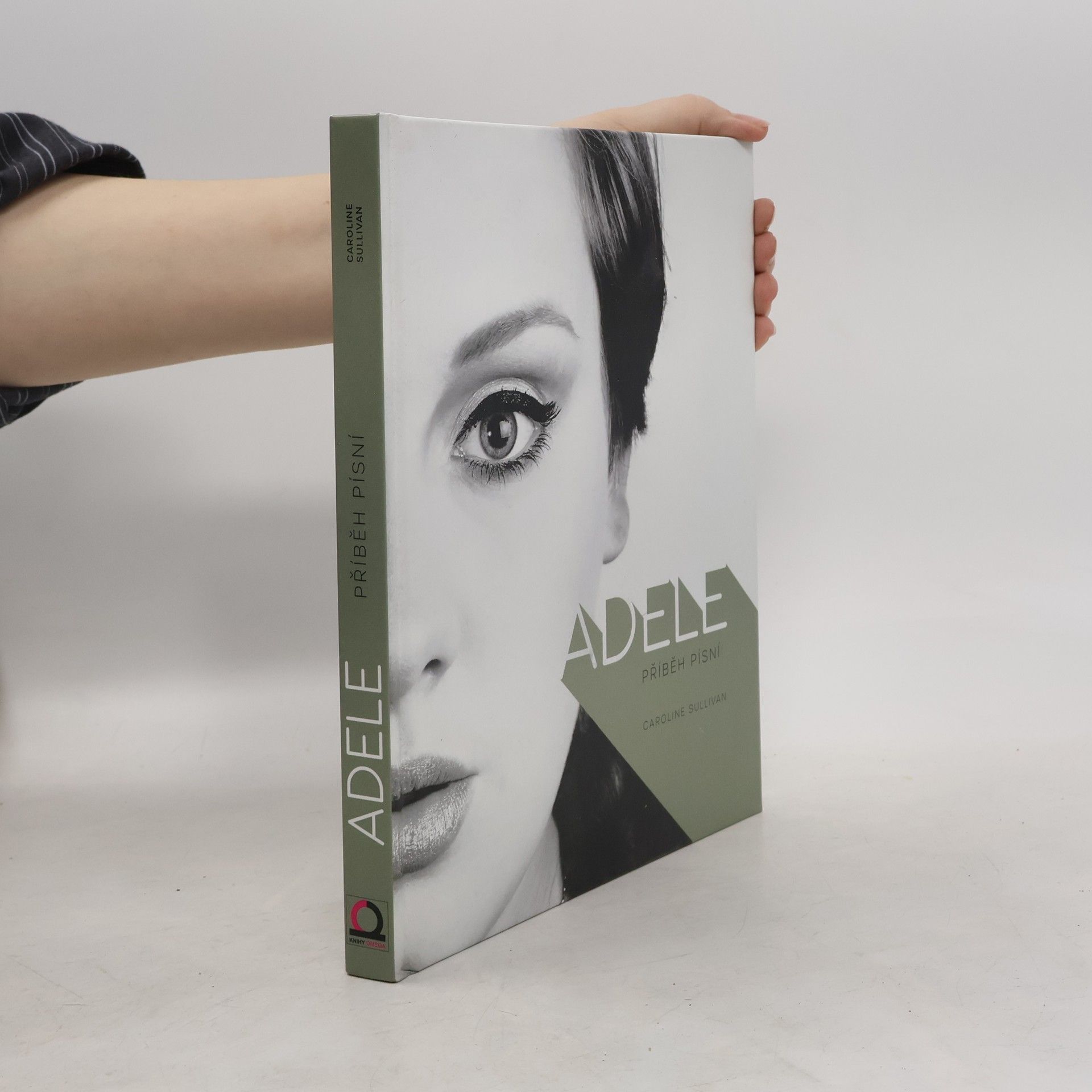 Caroline Sullivan Adele : příběh písní