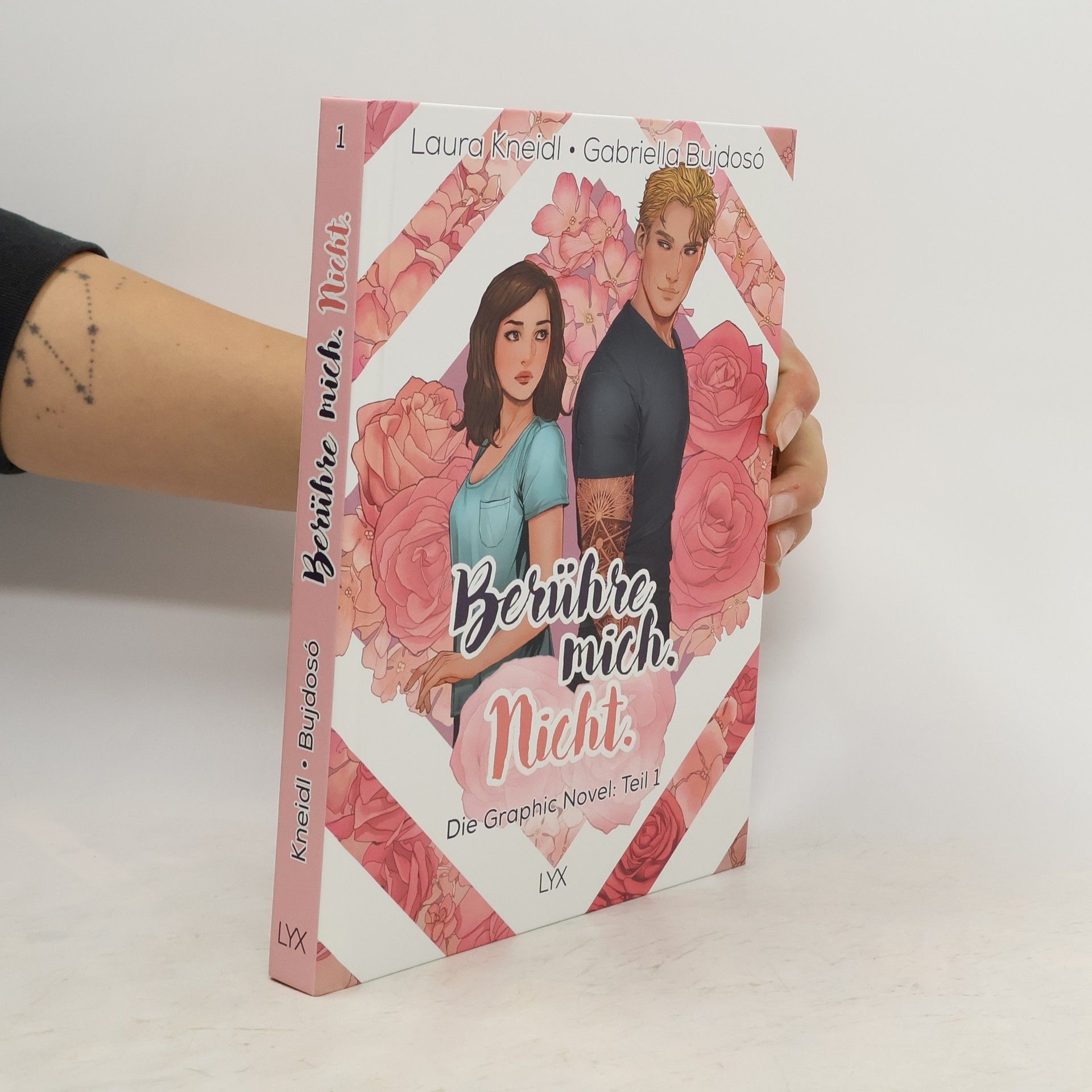 Laura Kneidl Berühre mich, nicht - die Graphic Novel 1