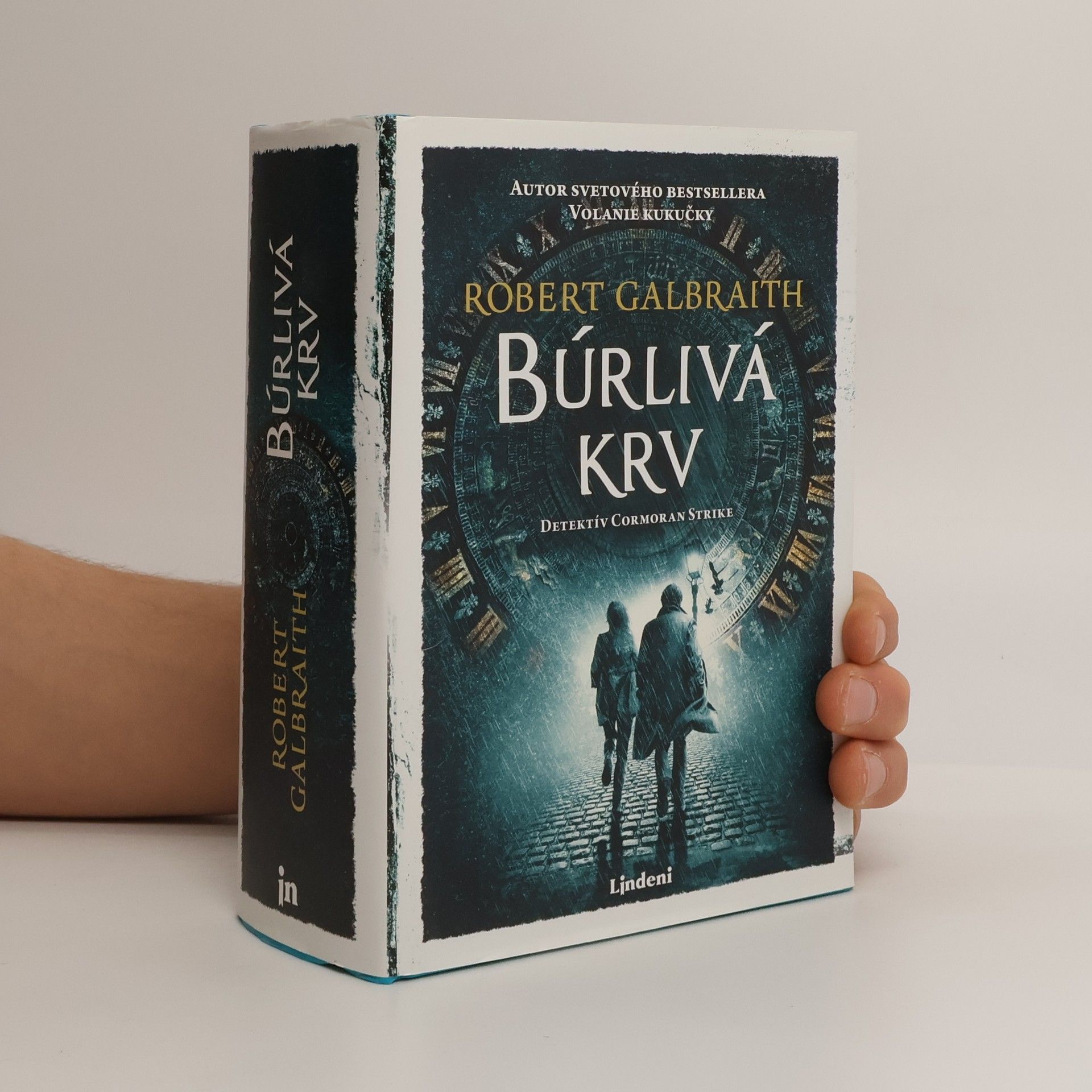 Joanne K. Rowlingová Búrlivá krv