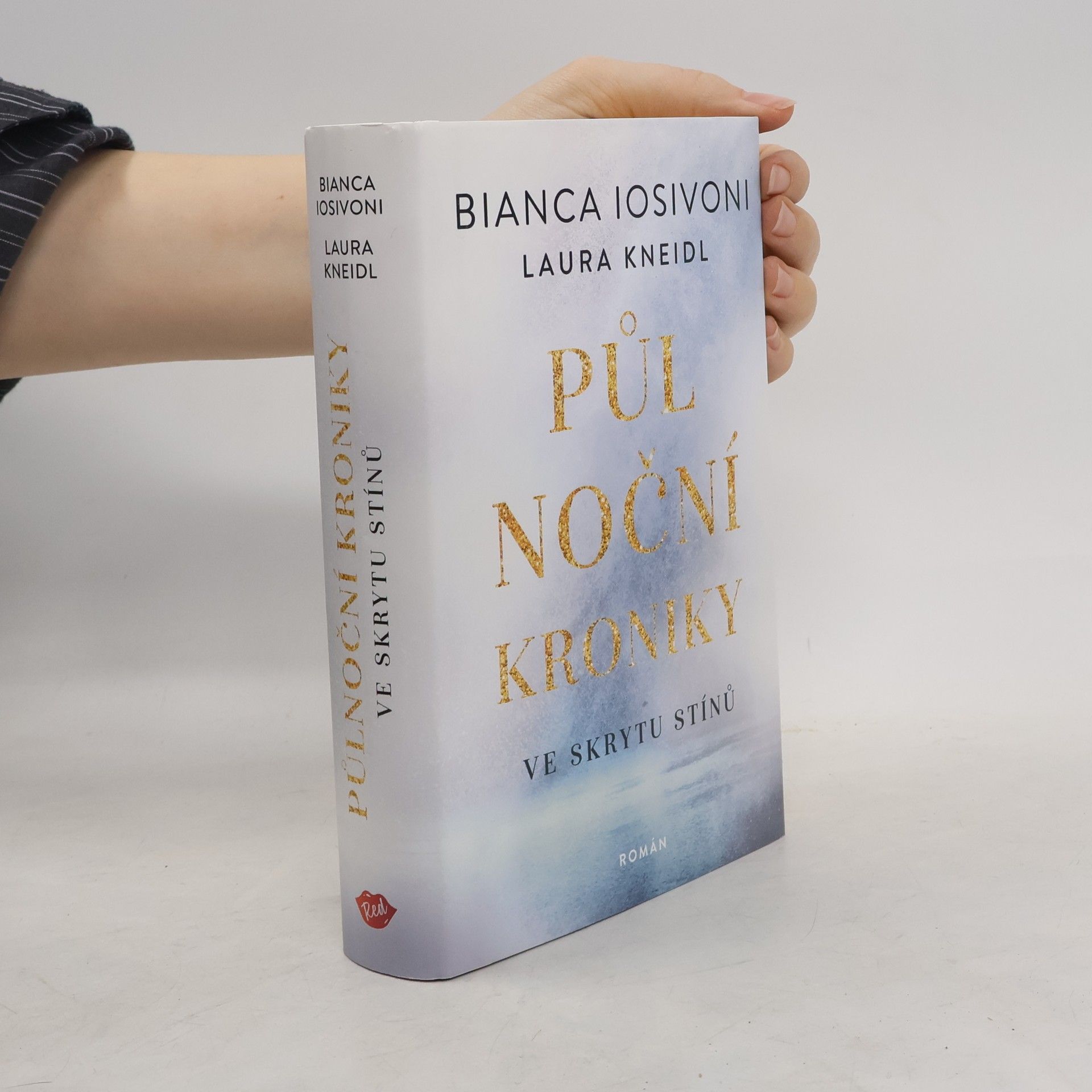 Bianca Iosivoni Ve skrytu stínů