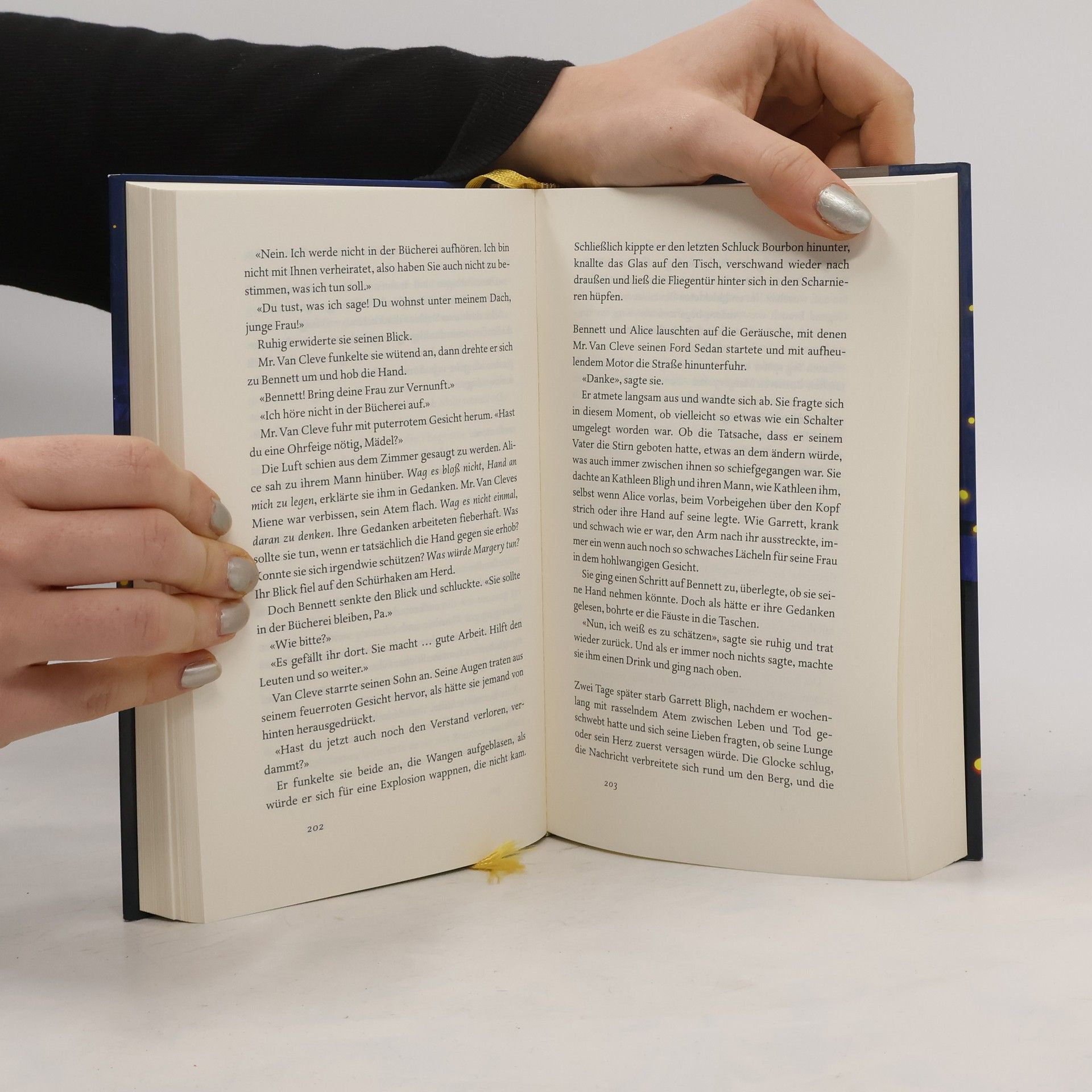 Jojo Moyes Wie ein Leuchten in tiefer Nacht
