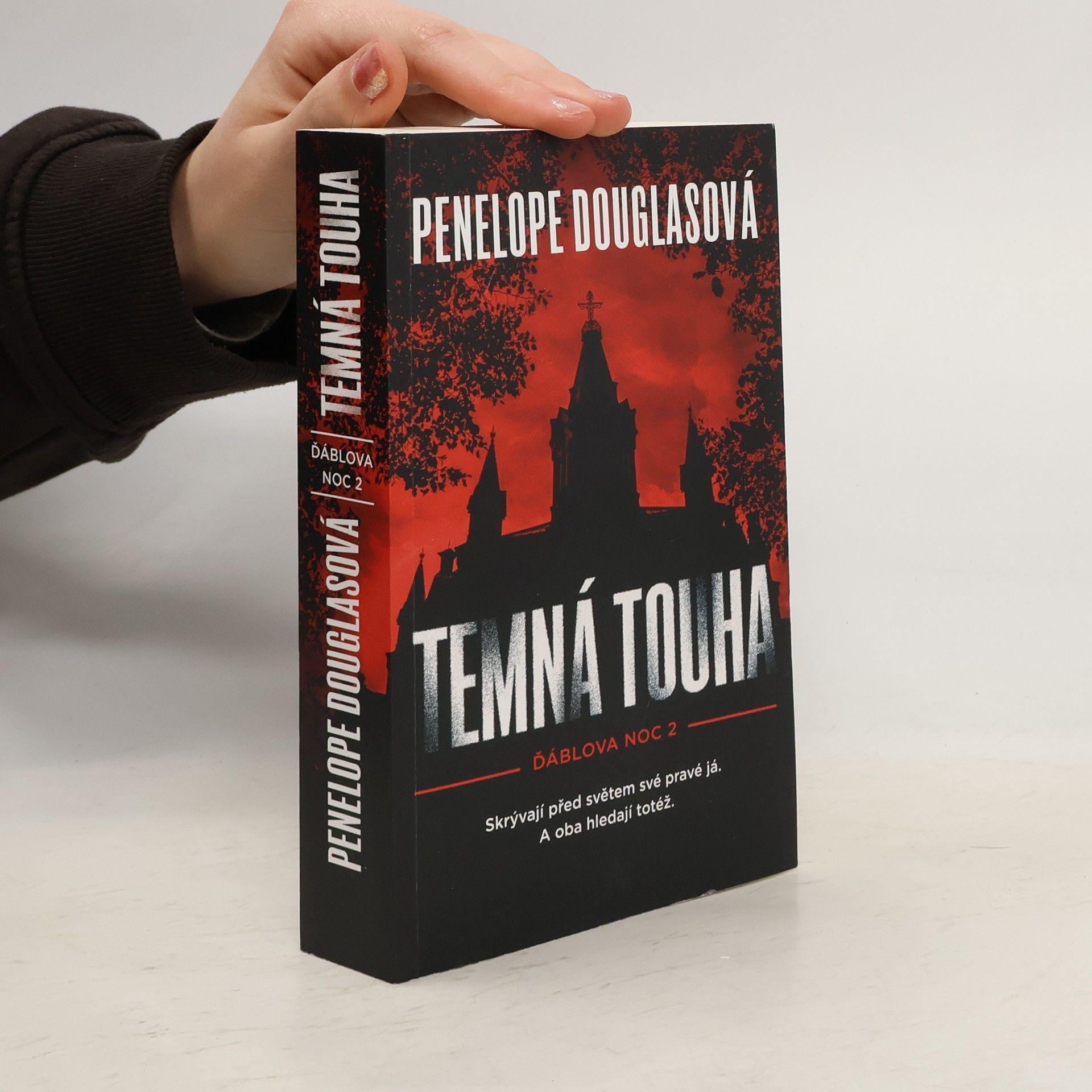 Penelope Douglas Temná touha