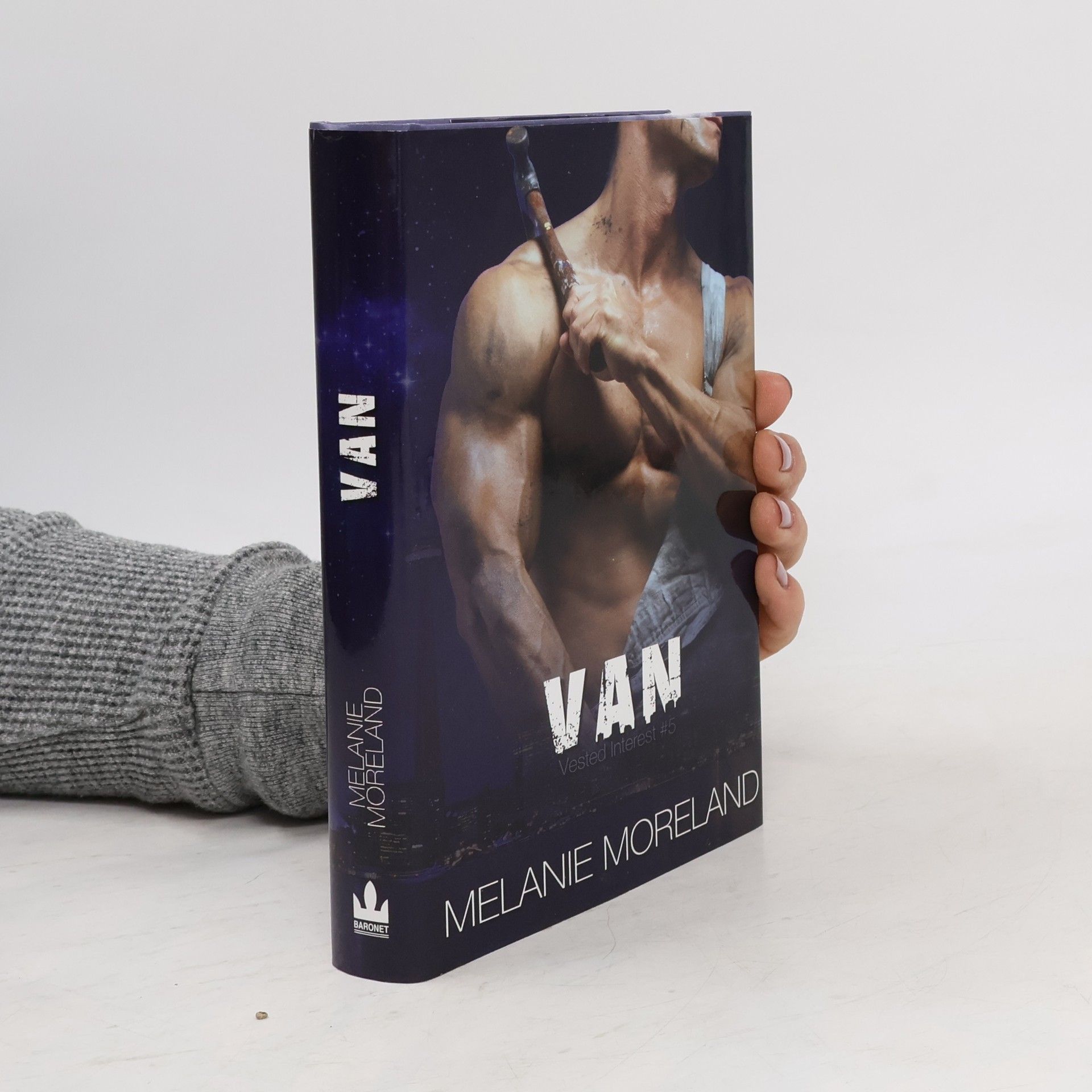 Melanie Moreland Van